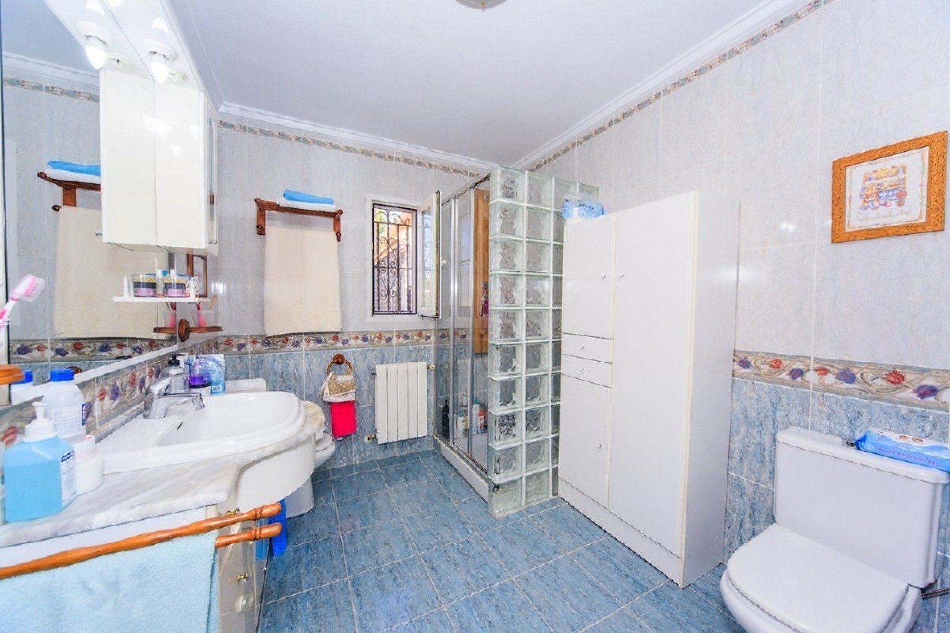 Sale - Villa -
Torrevieja - Los Balcones