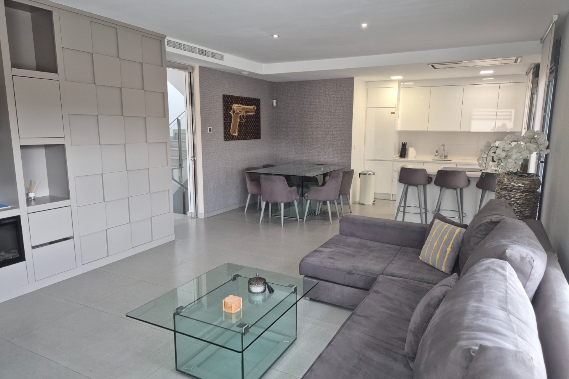 Sale - Villa -
Torrevieja - Los Balcones