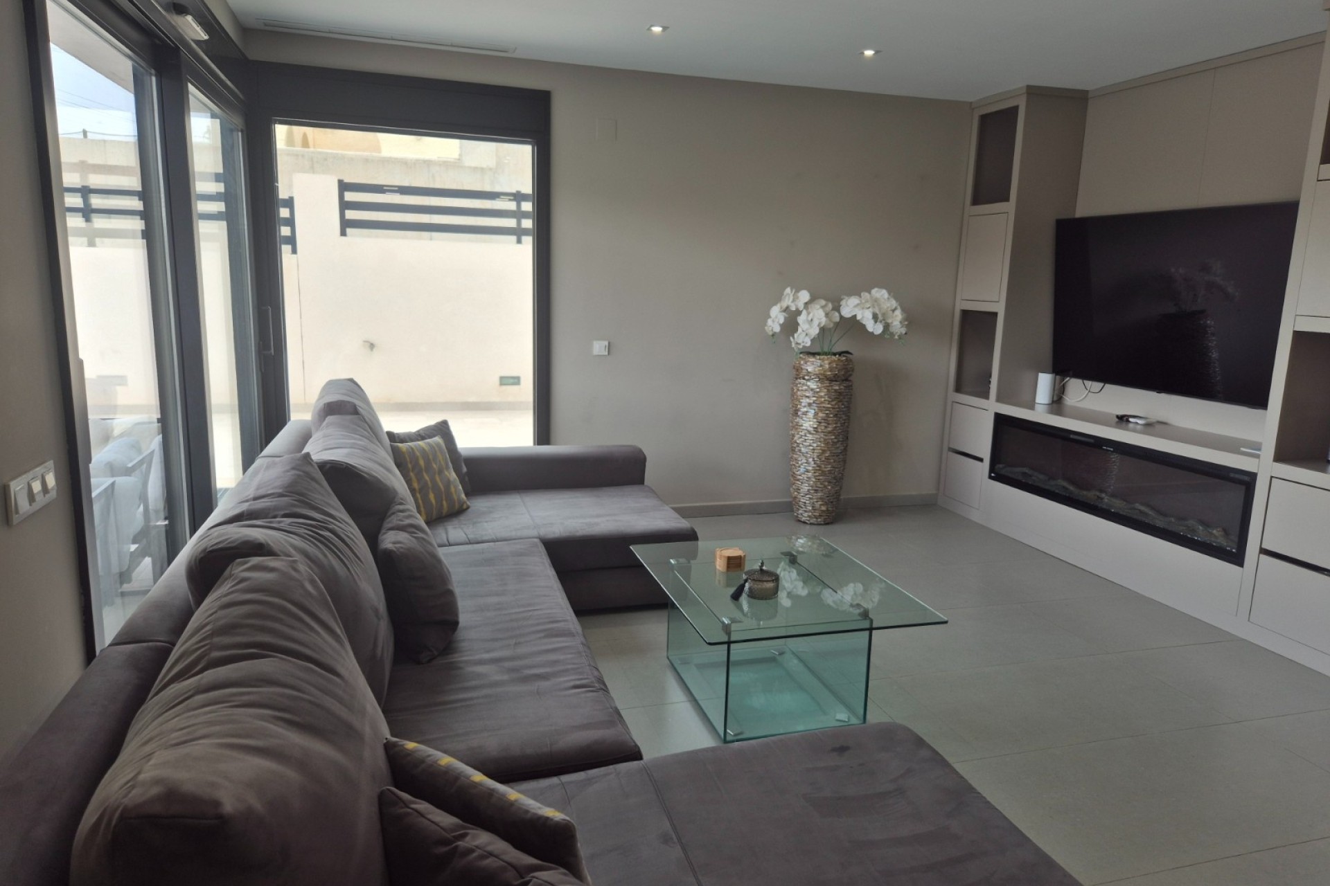 Sale - Villa -
Torrevieja - Los Balcones