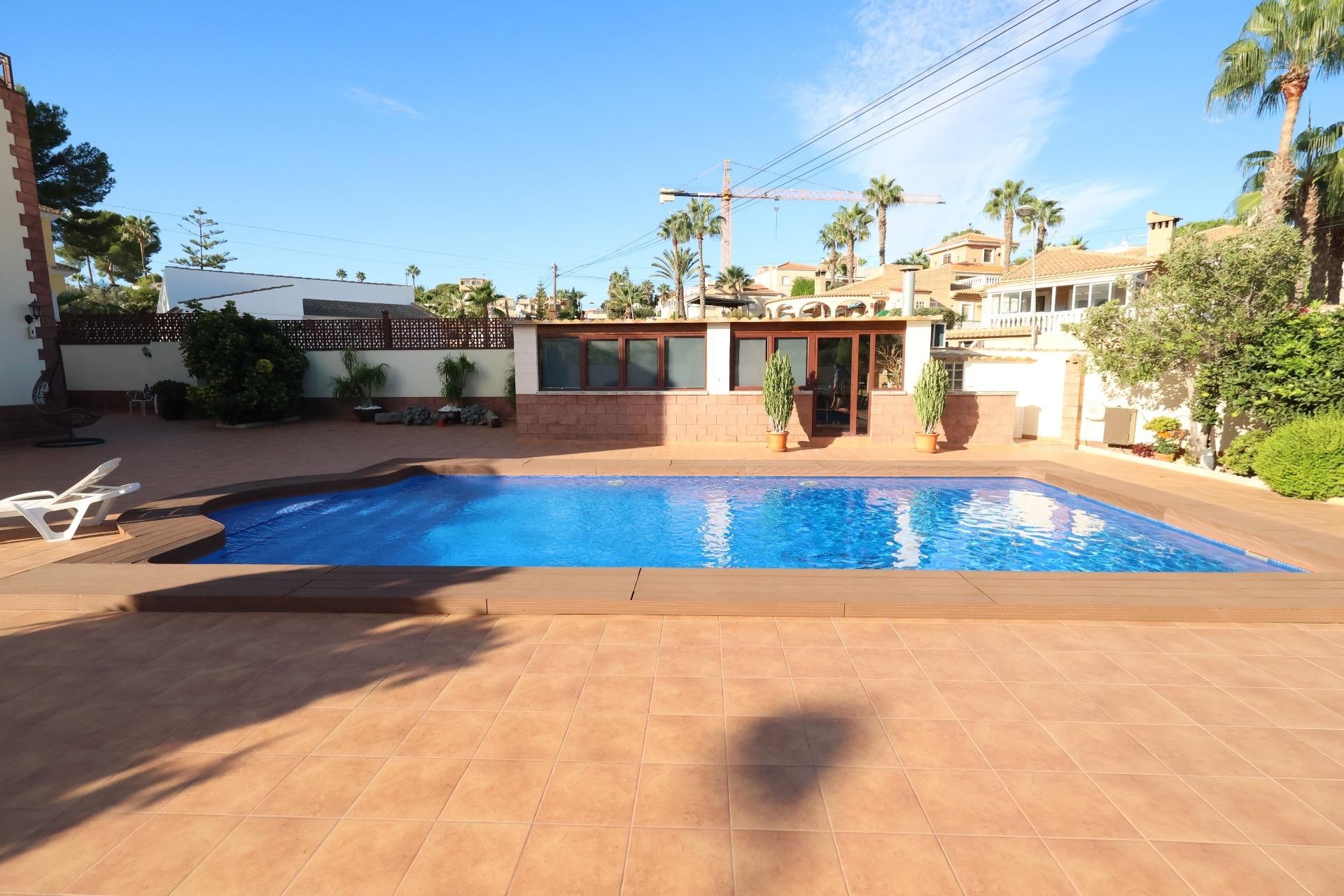 Sale - Villa -
Torrevieja - Los Balcones