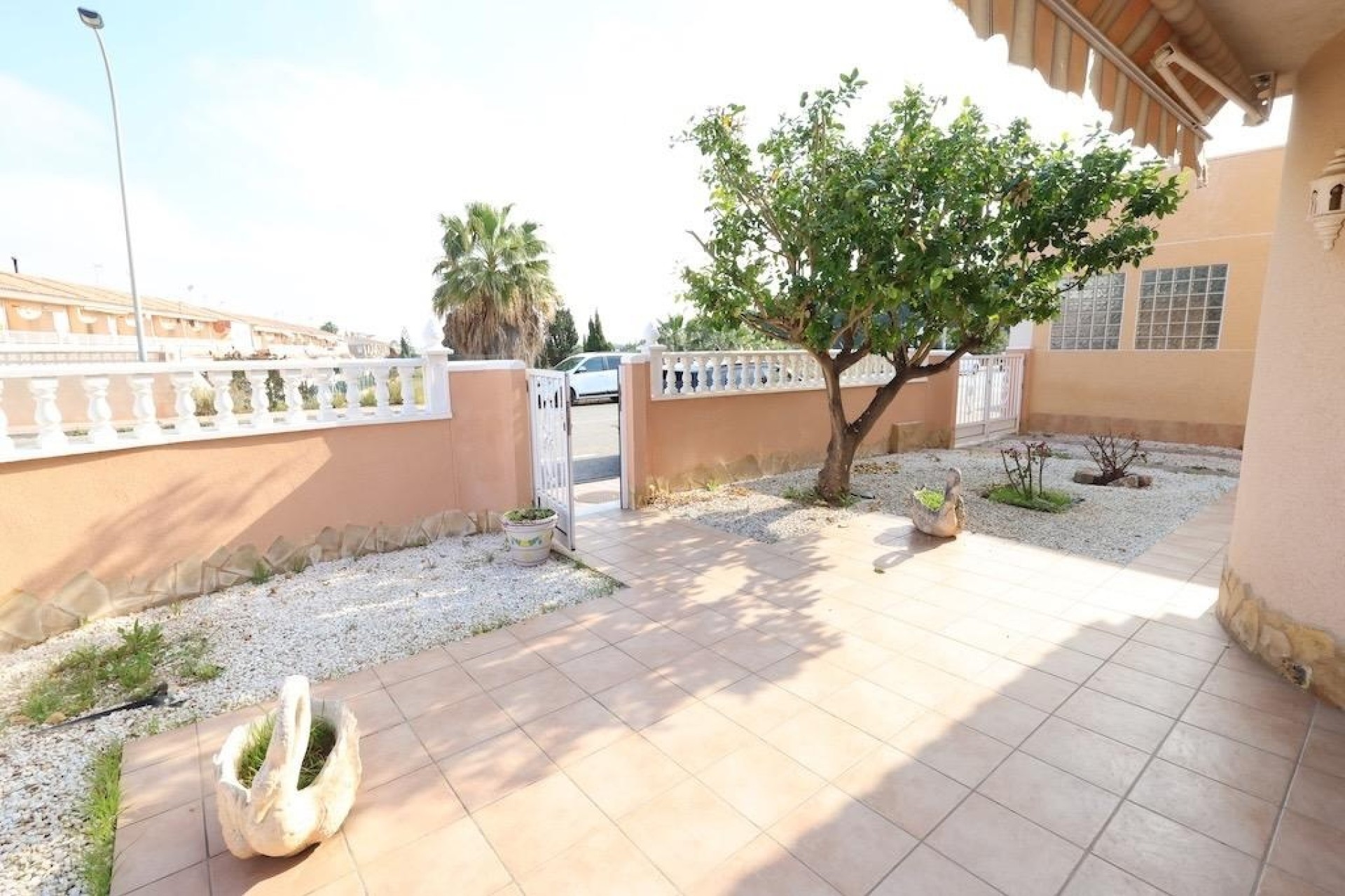 Sale - Villa -
Torrevieja - Los Balcones