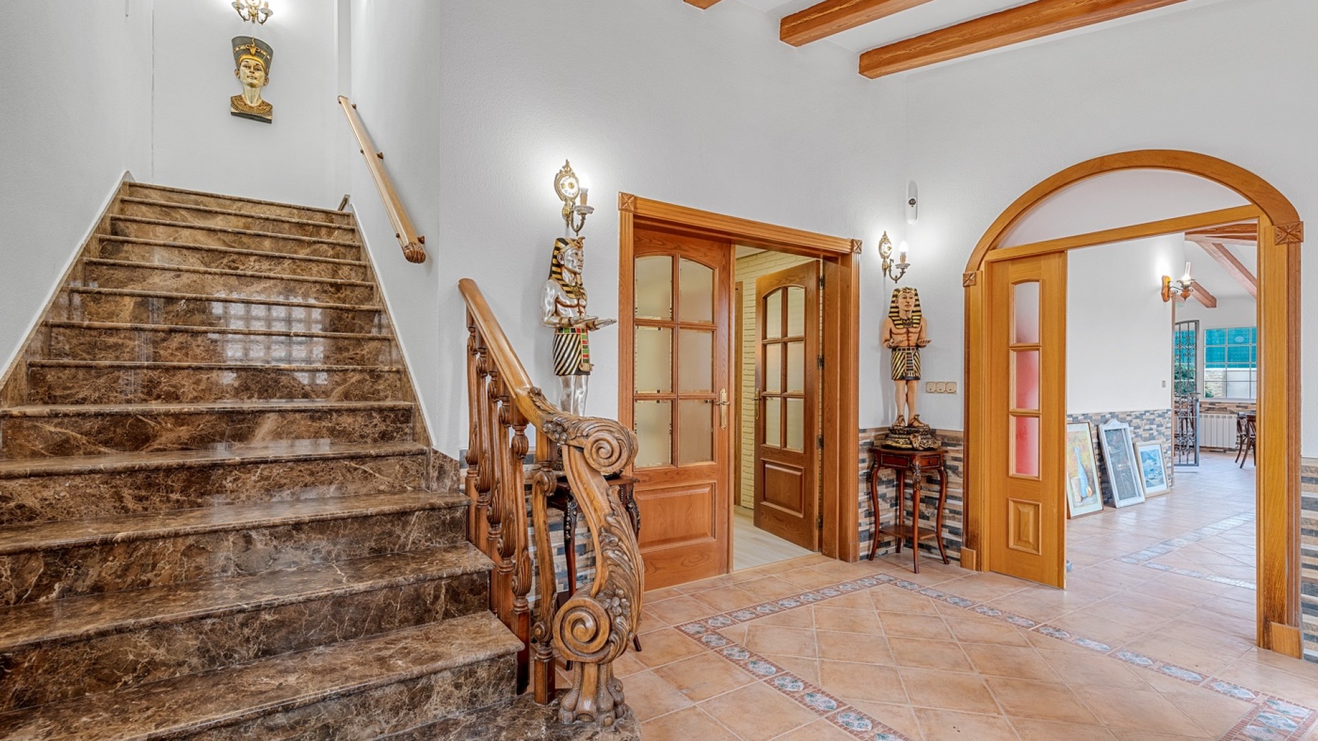 Sale - Villa -
Torrevieja