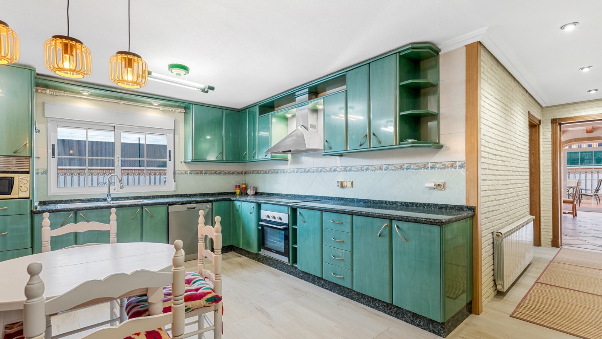 Sale - Villa -
Torrevieja