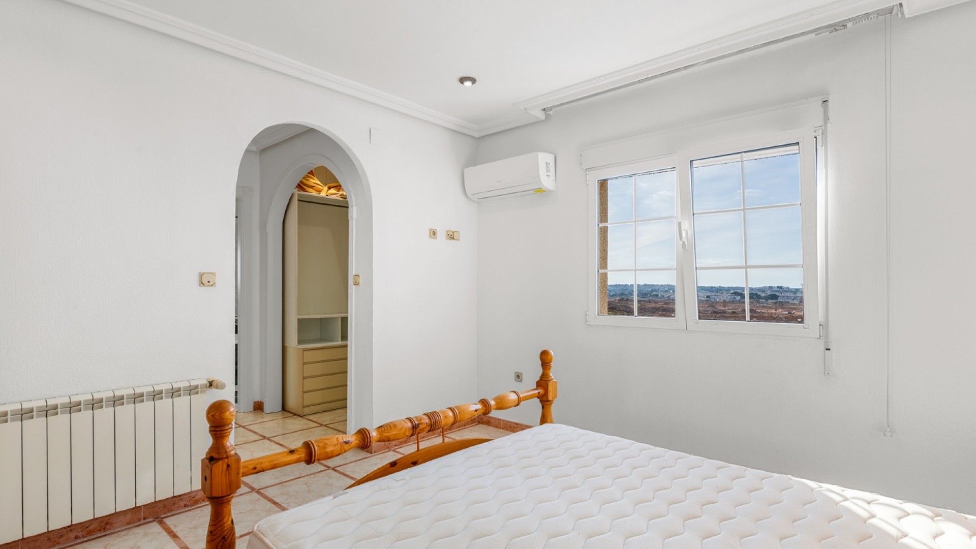 Sale - Villa -
Torrevieja