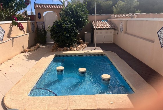 Semi Detached Villa - Sale - Orihuela Costa - Entre golf