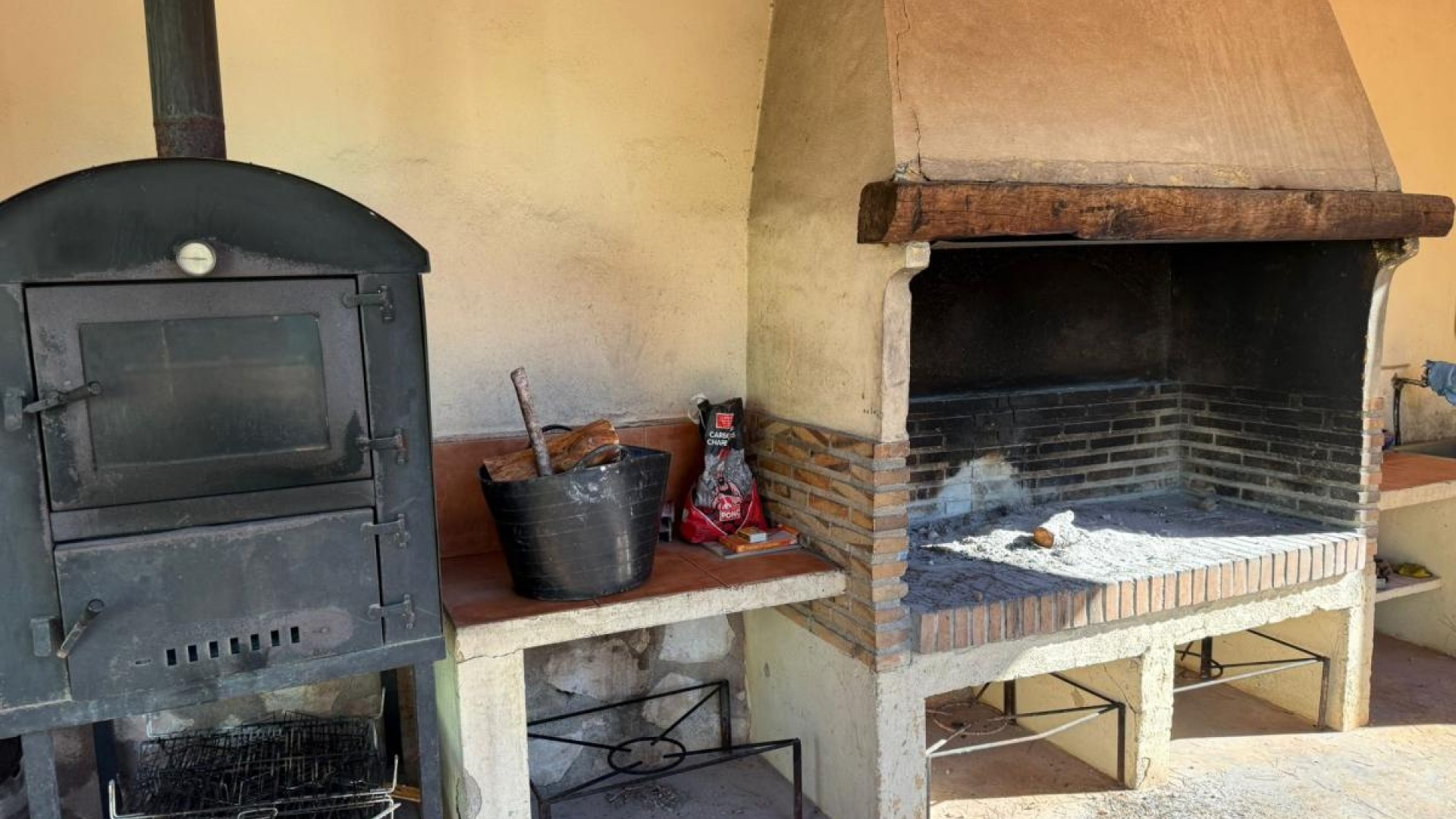 Sprzedaż -  -
Aledo