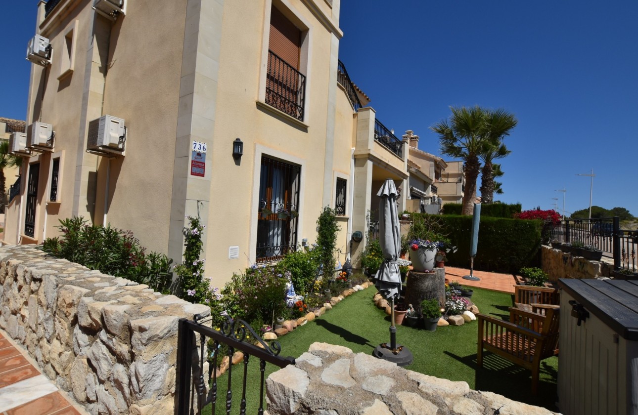 Sprzedaż - Apartament / Mieszkanie -
Algorfa - La Finca Golf Resort