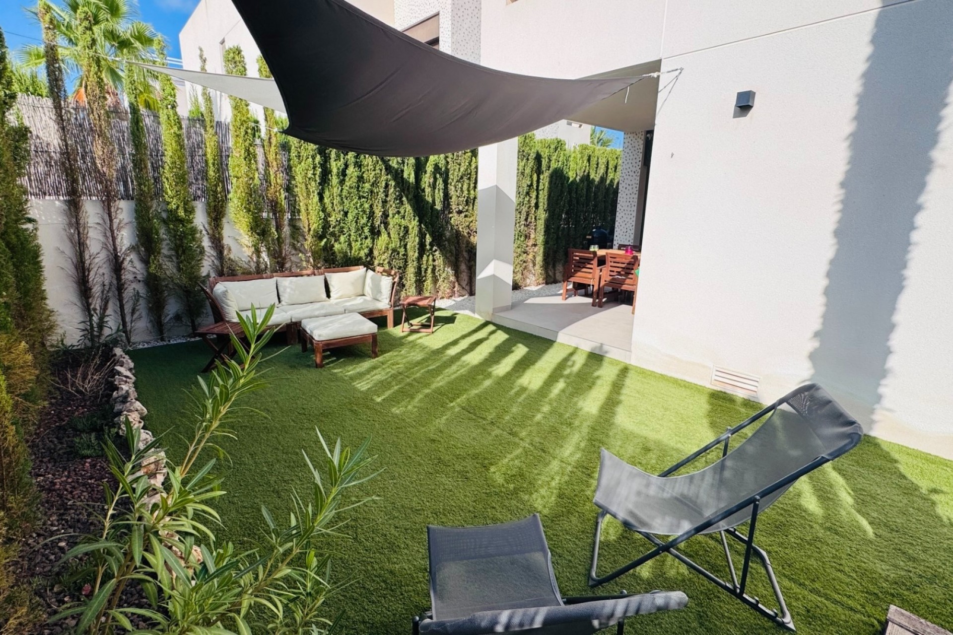 Sprzedaż - Apartament / Mieszkanie -
Algorfa