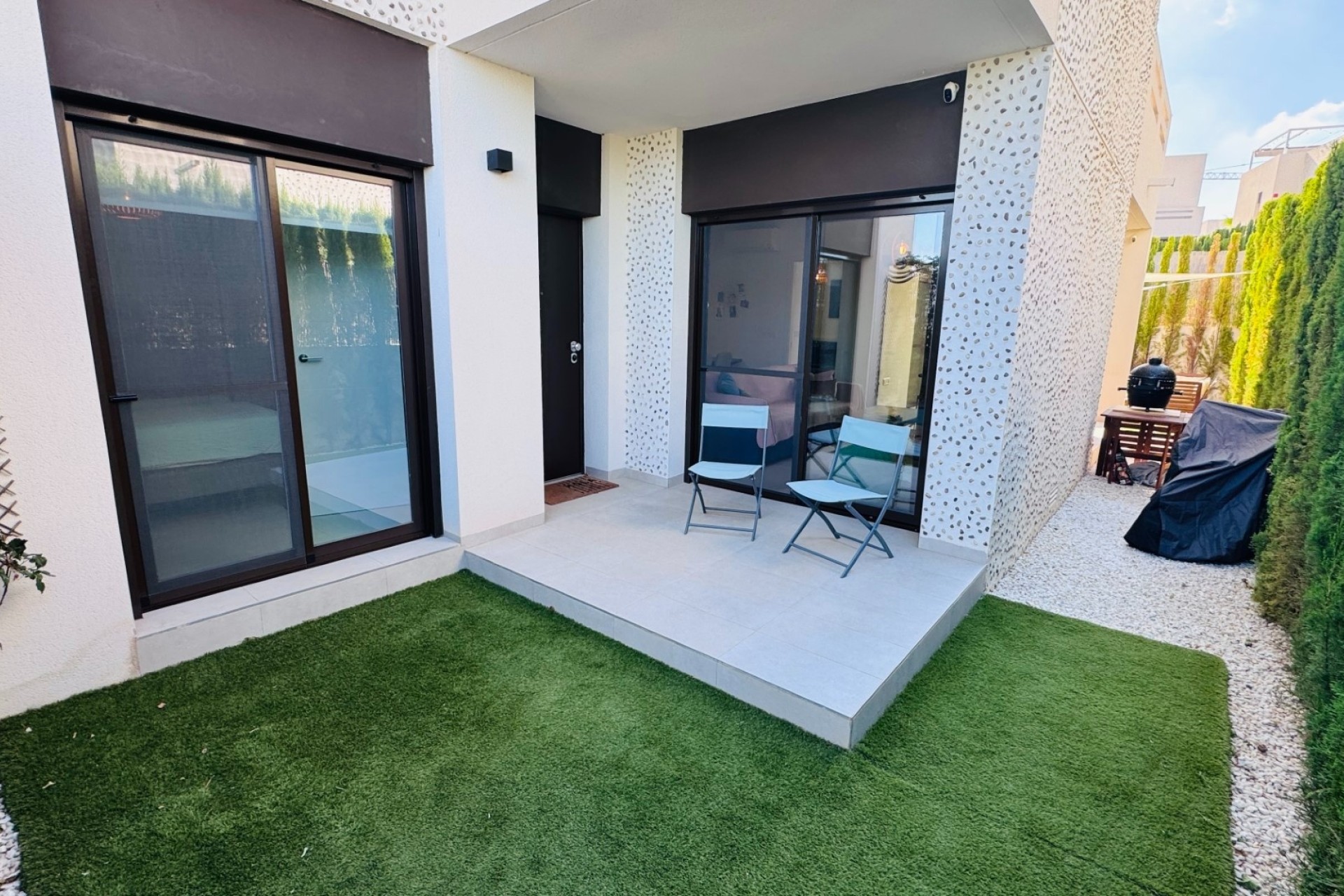 Sprzedaż - Apartament / Mieszkanie -
Algorfa