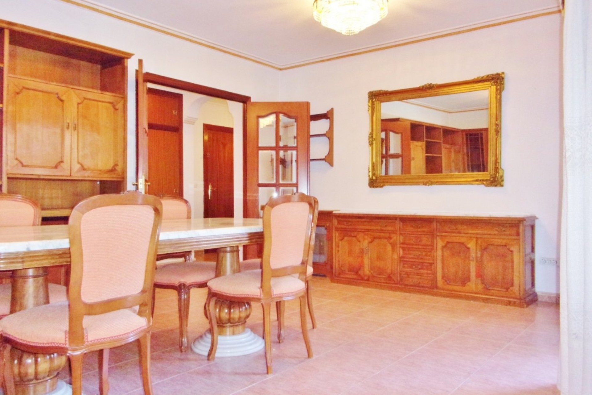 Sprzedaż - Apartament / Mieszkanie -
Alicante - Alicante (Alacant)