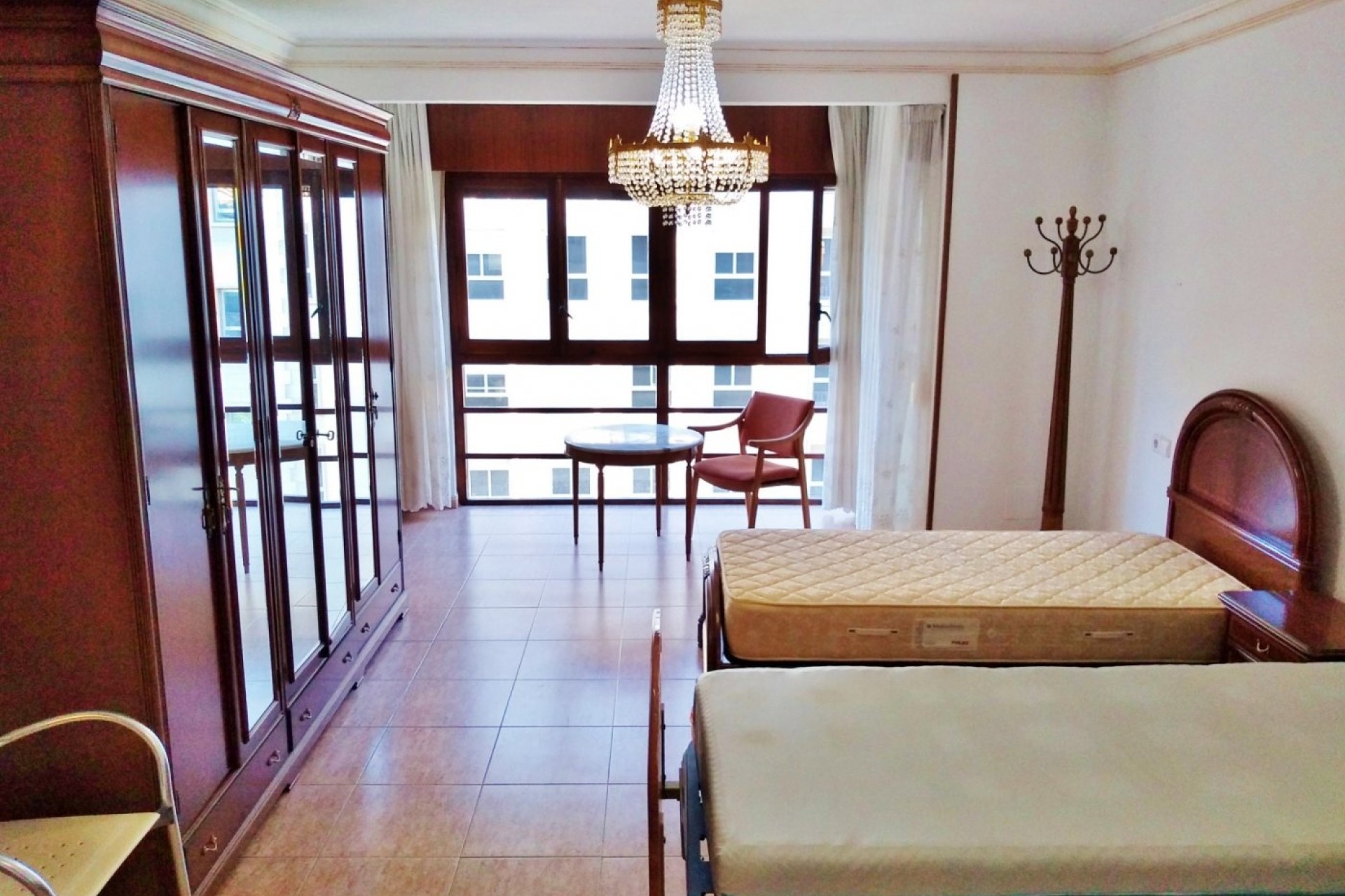 Sprzedaż - Apartament / Mieszkanie -
Alicante - Alicante (Alacant)