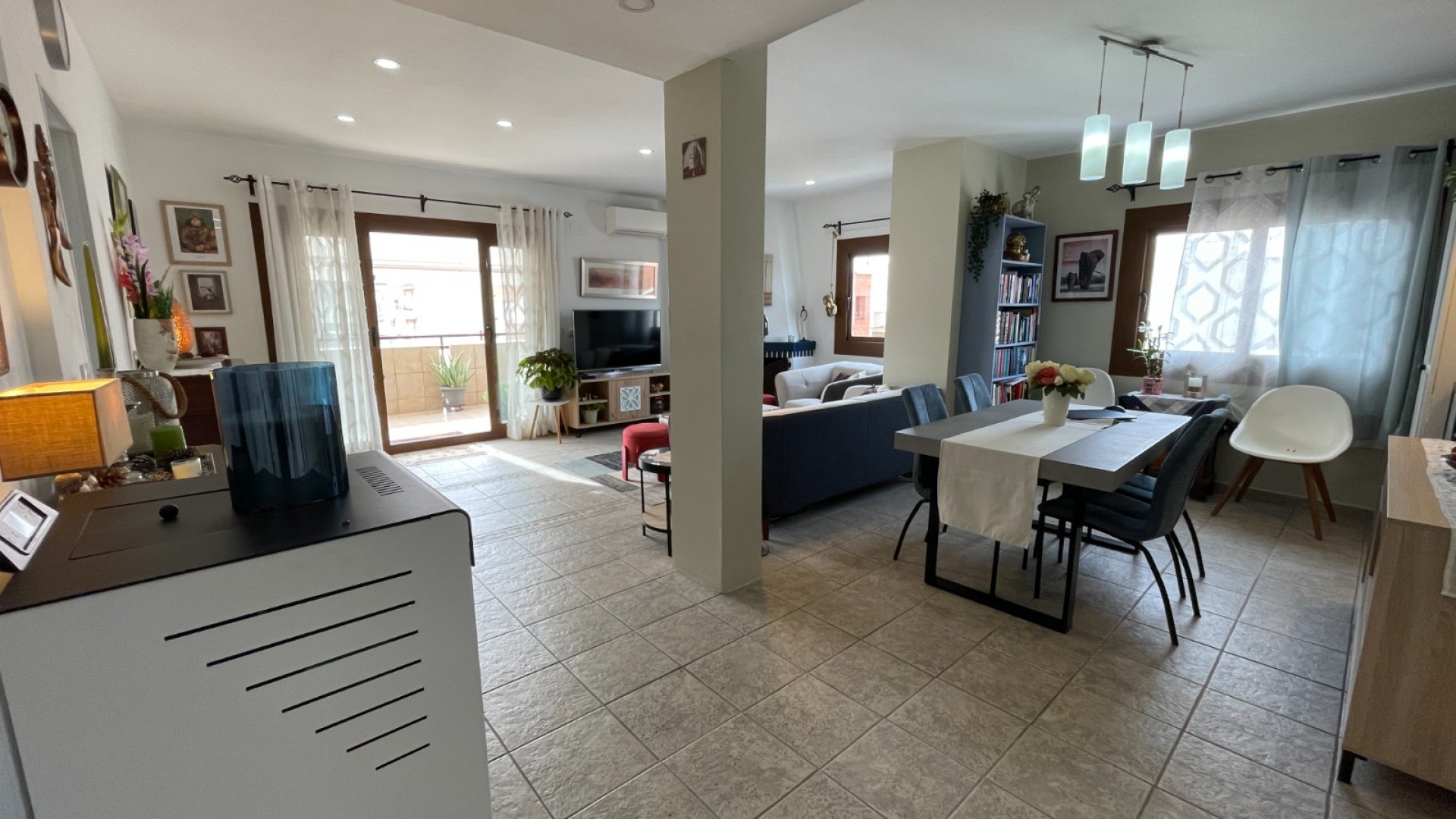 Sprzedaż - Apartament mieszkanie -
Almoradí - centro