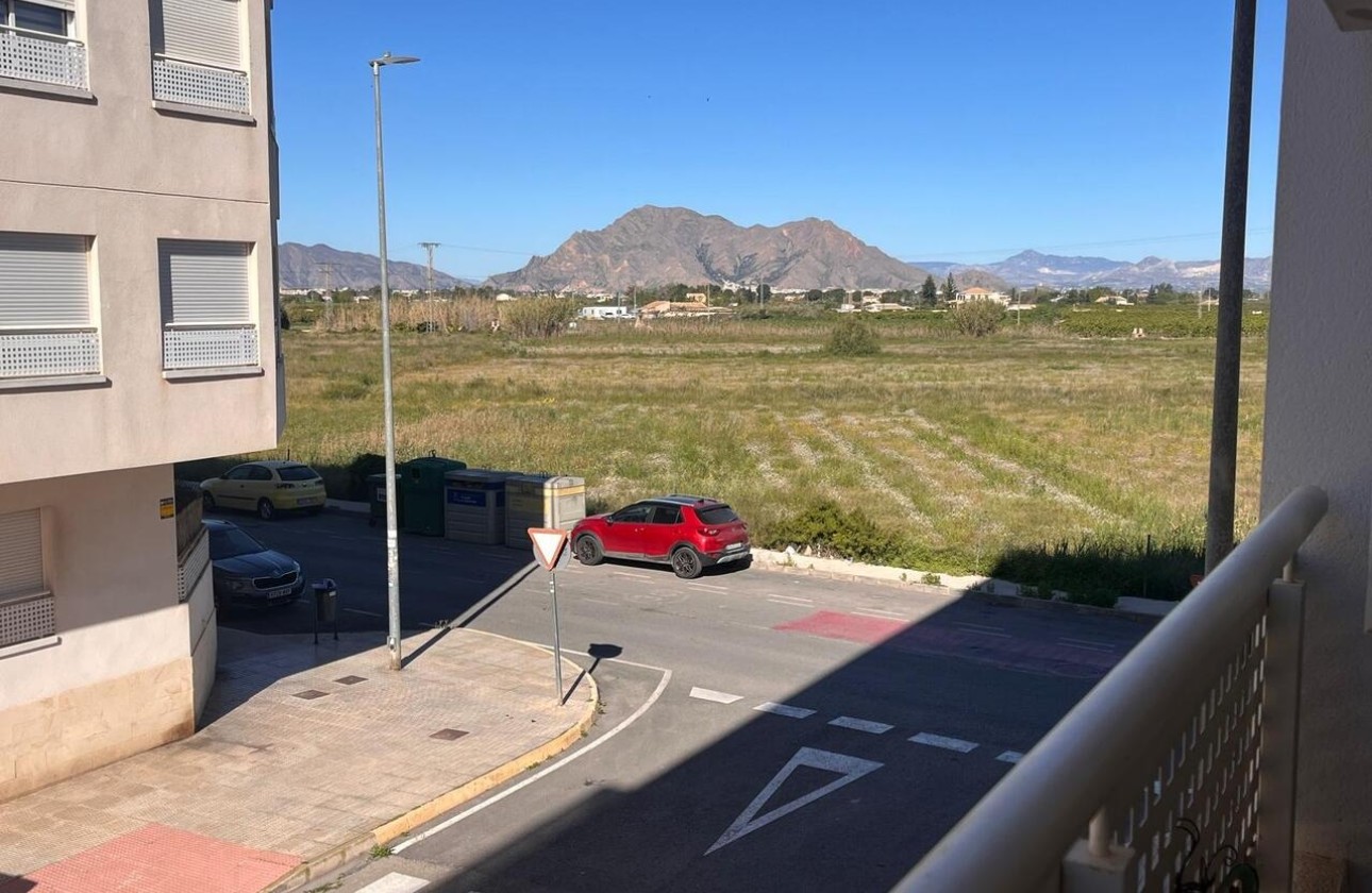 Sprzedaż - Apartament / Mieszkanie -
Almoradí