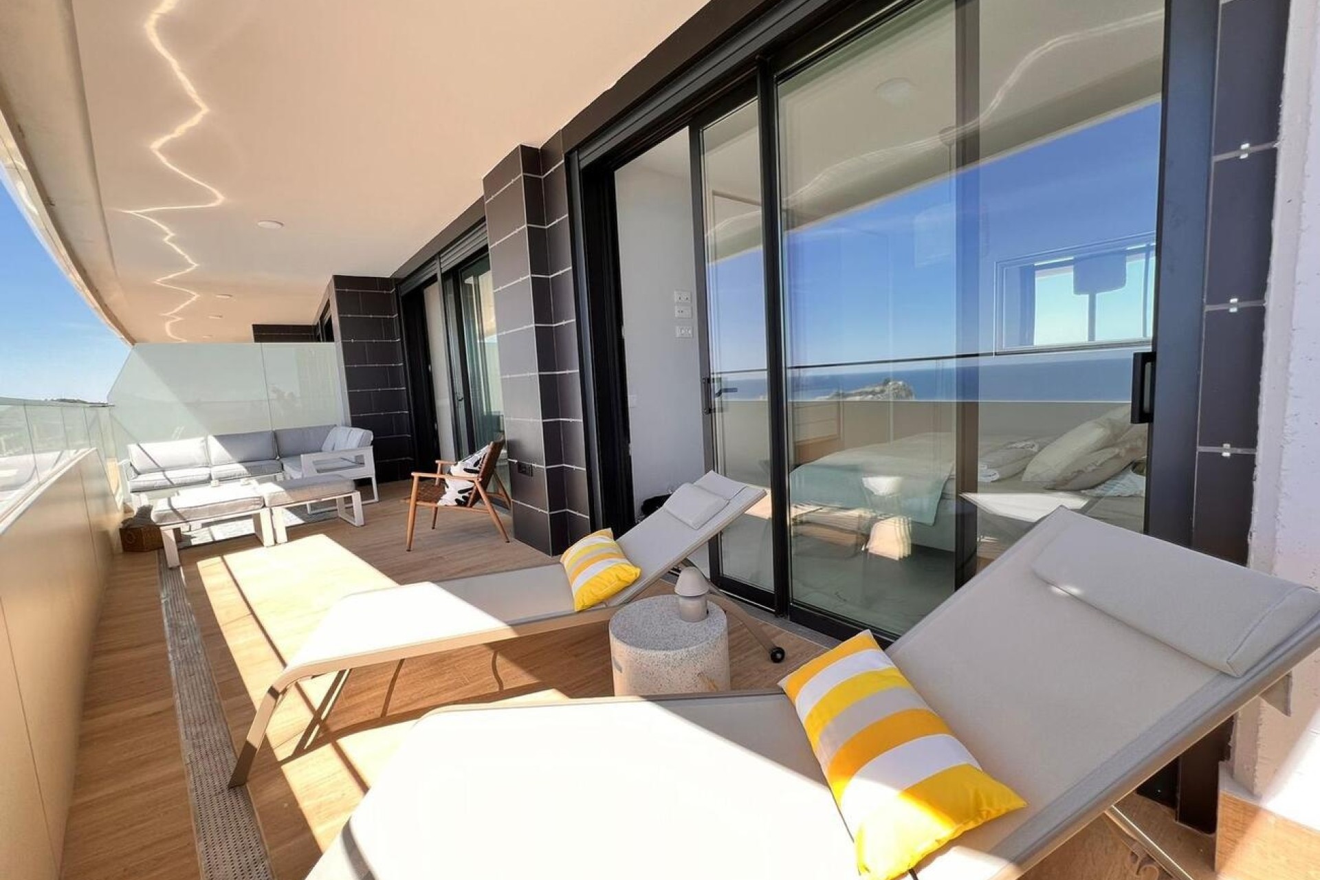 Sprzedaż - Apartament / Mieszkanie -
Benidorm - Playa de Poniente