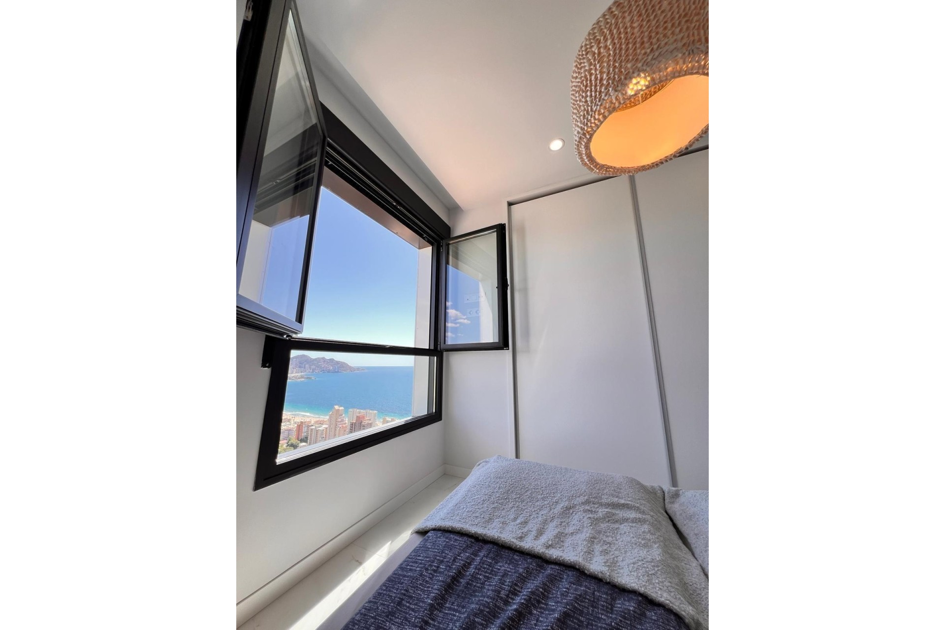 Sprzedaż - Apartament / Mieszkanie -
Benidorm - Poniente