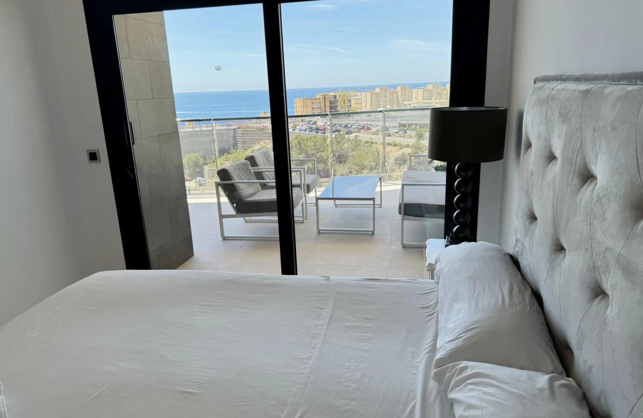 Sprzedaż - Apartament / Mieszkanie -
Benidorm