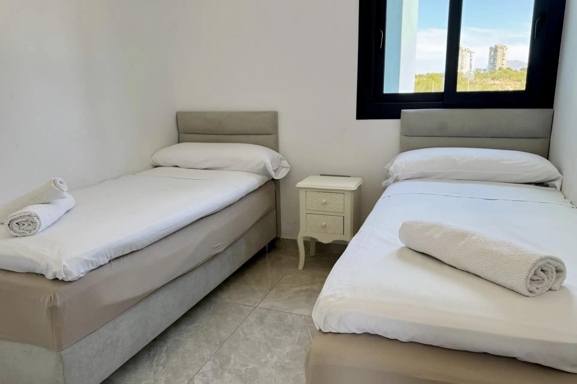 Sprzedaż - Apartament / Mieszkanie -
Benidorm