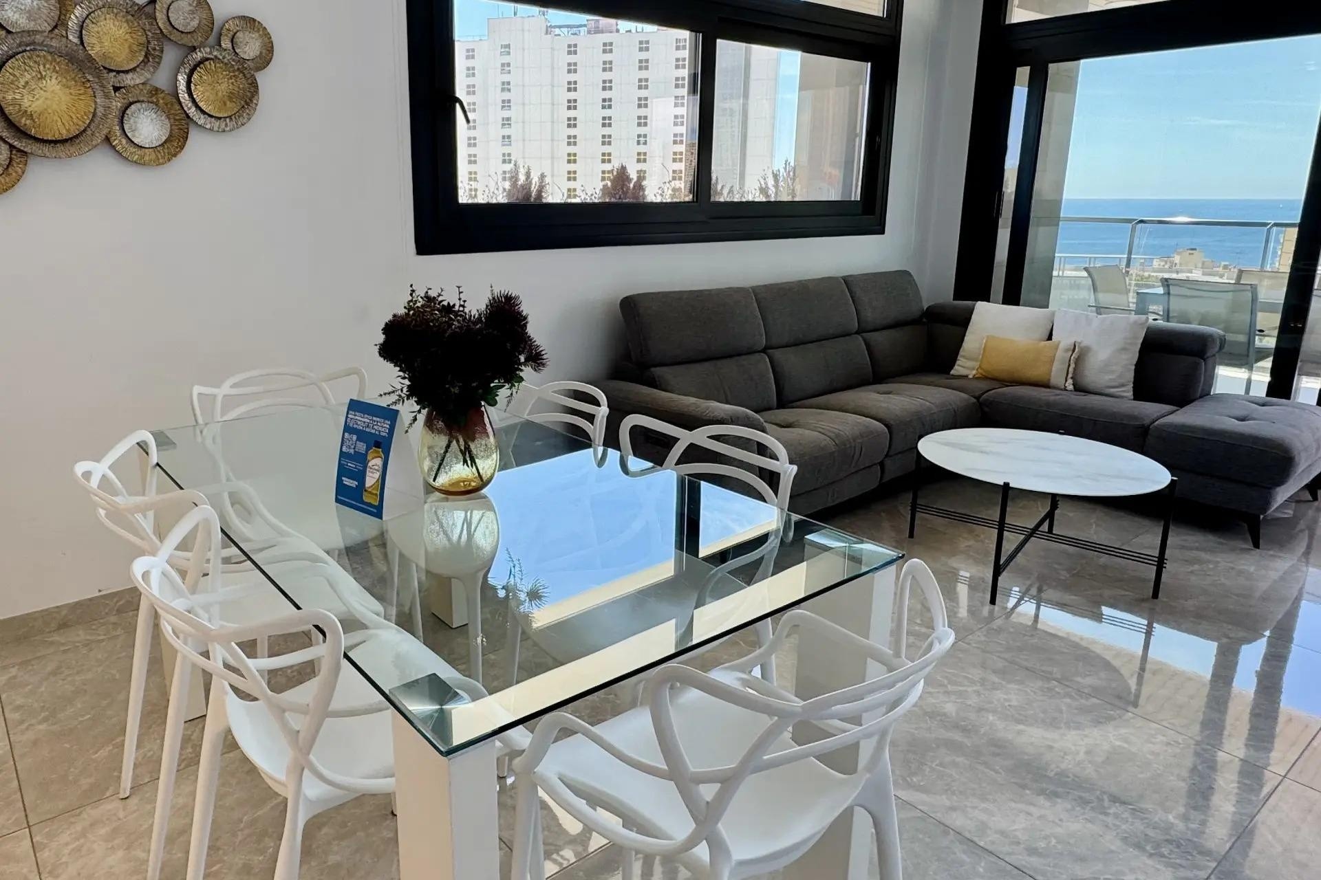 Sprzedaż - Apartament / Mieszkanie -
Benidorm