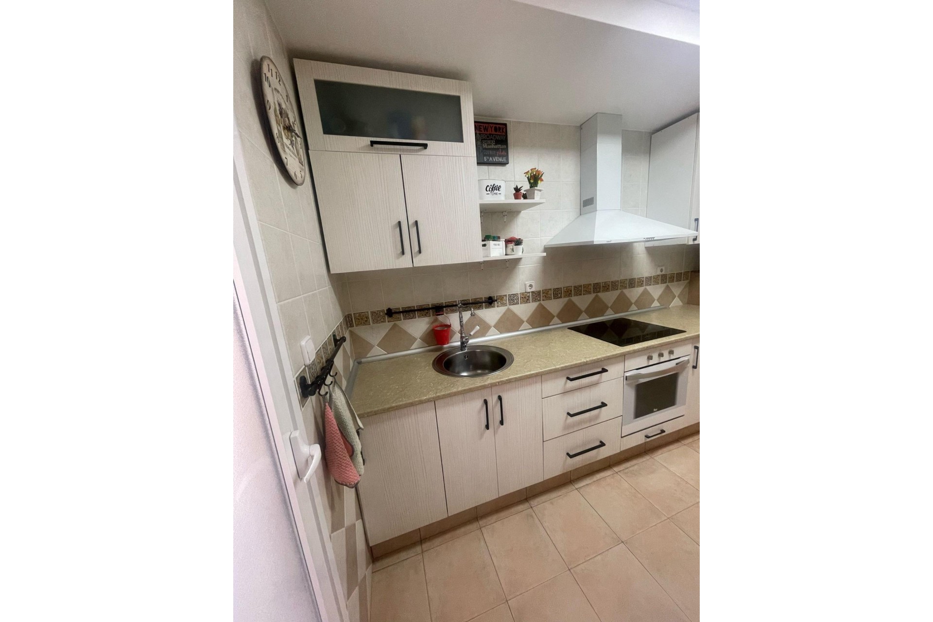 Sprzedaż - Apartament / Mieszkanie -
Beniel - Zeneta