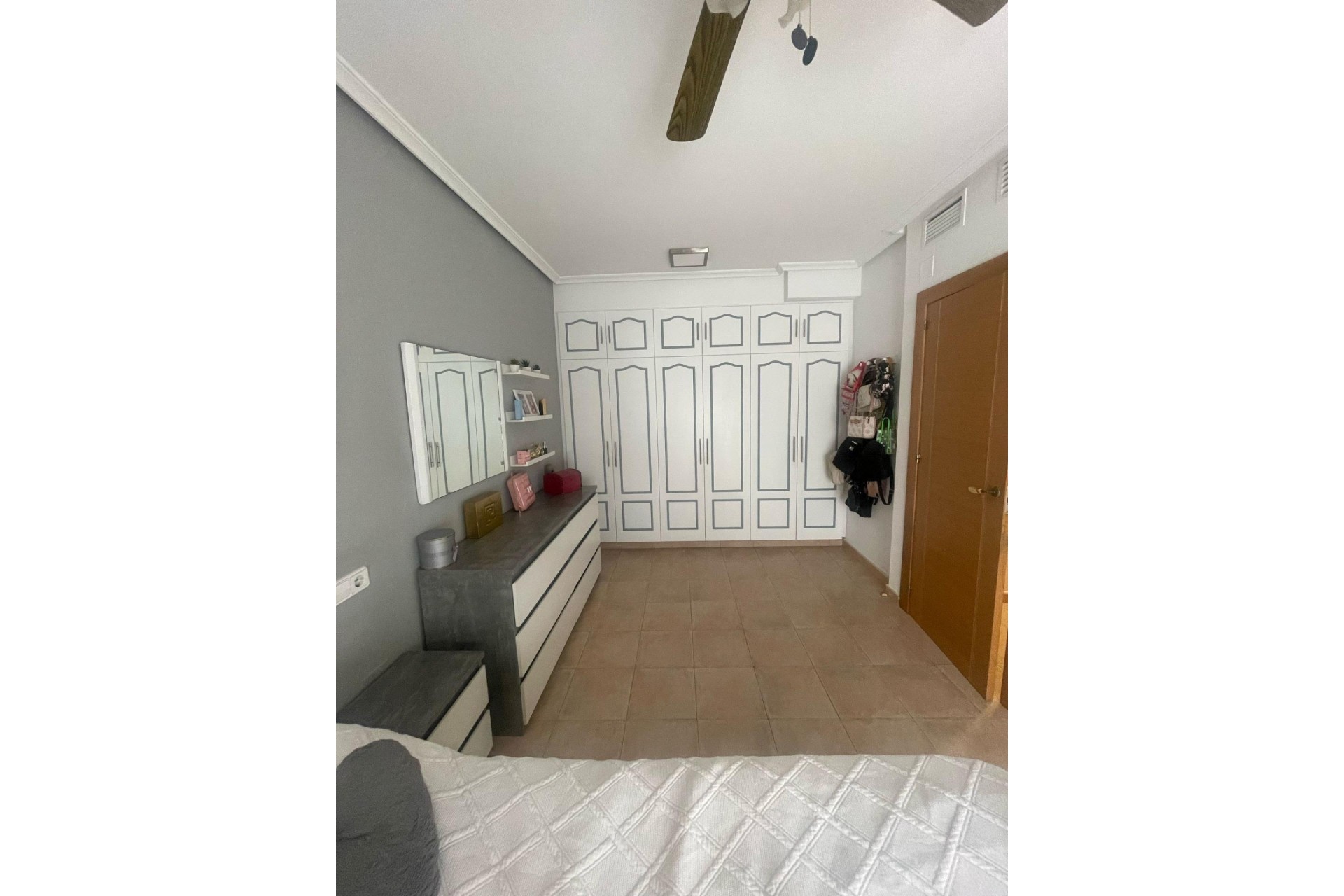 Sprzedaż - Apartament / Mieszkanie -
Beniel - Zeneta