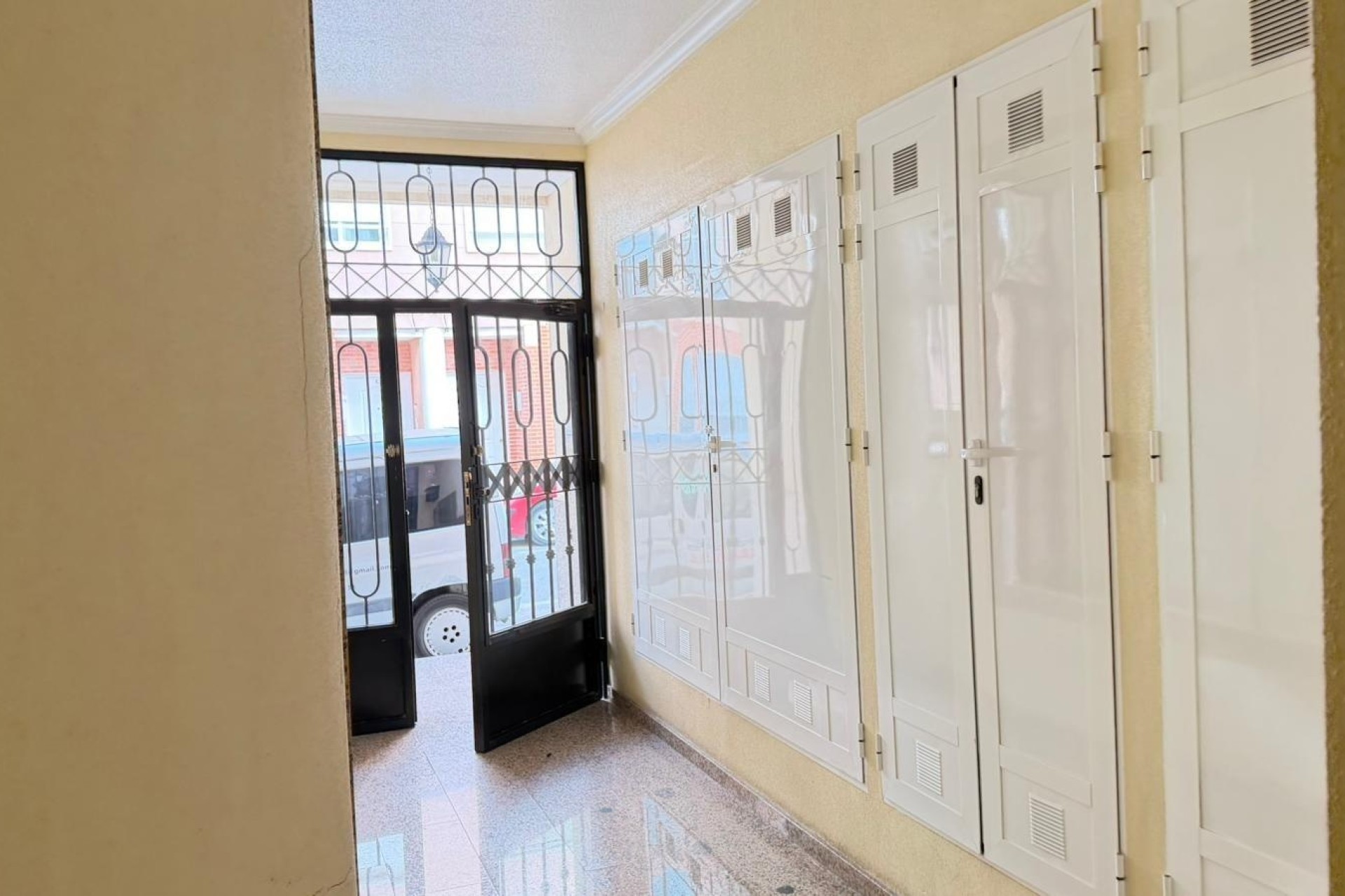 Sprzedaż - Apartament / Mieszkanie -
Benijofar - Pueblo 4