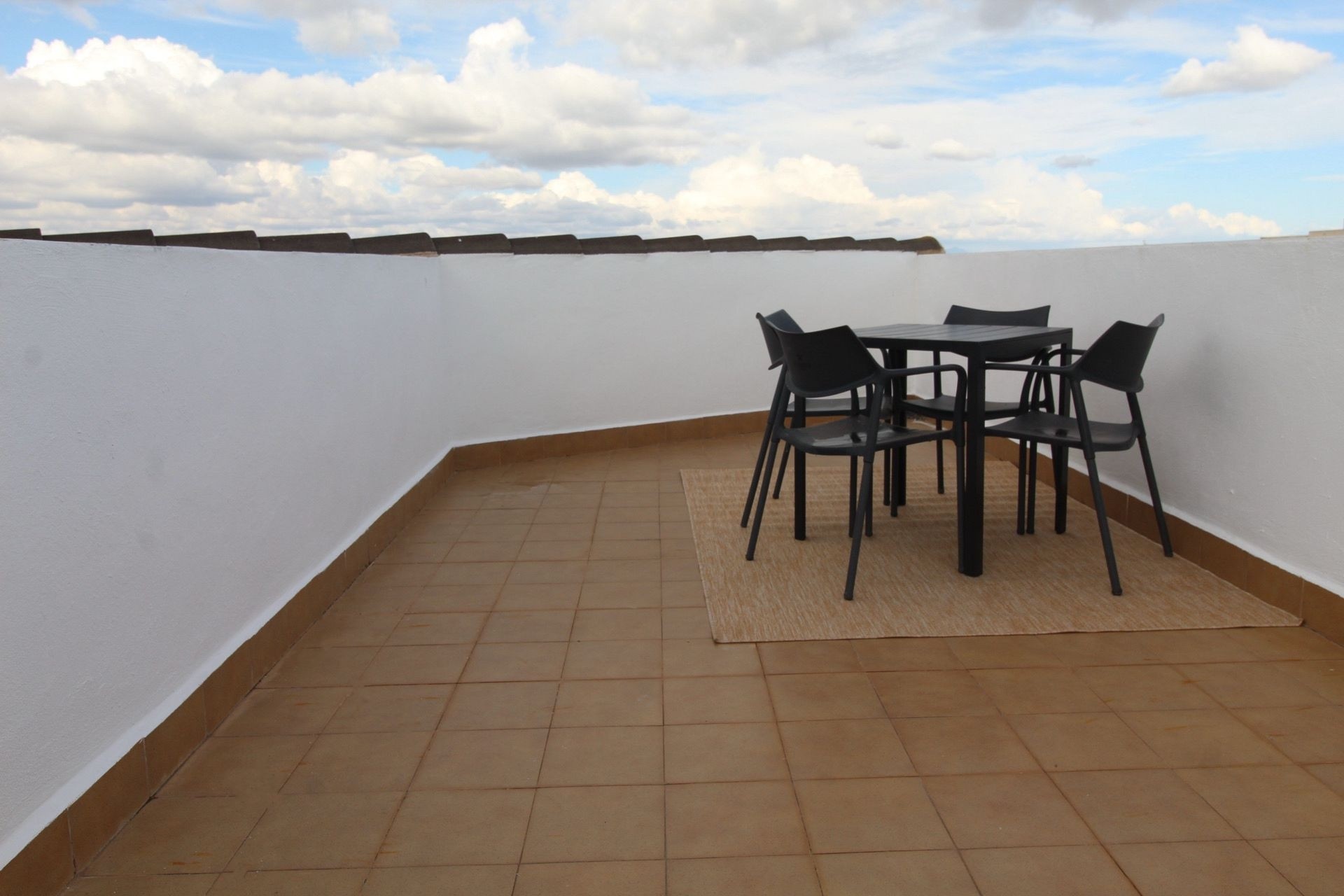 Sprzedaż - Apartament / Mieszkanie -
Benijofar