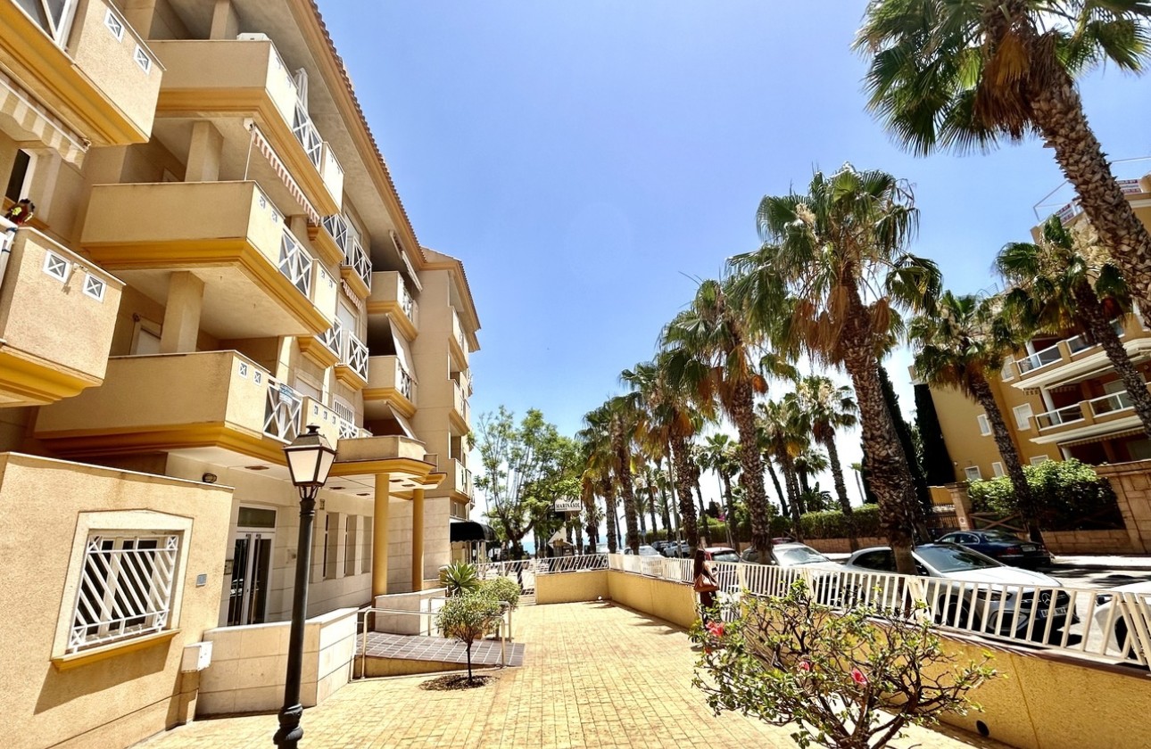 Sprzedaż - Apartament / Mieszkanie -
Cabo Roig