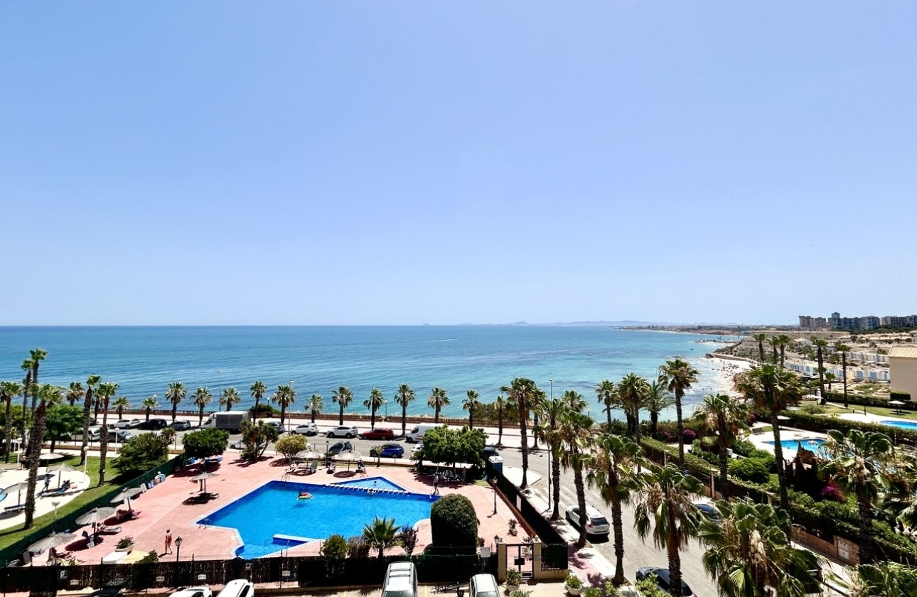 Sprzedaż - Apartament / Mieszkanie -
Cabo Roig