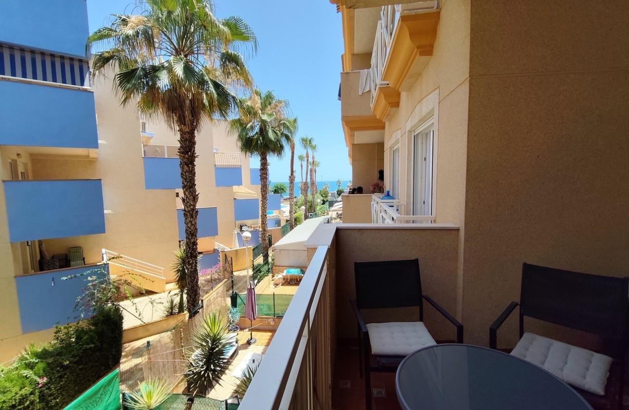 Sprzedaż - Apartament / Mieszkanie -
Cabo Roig