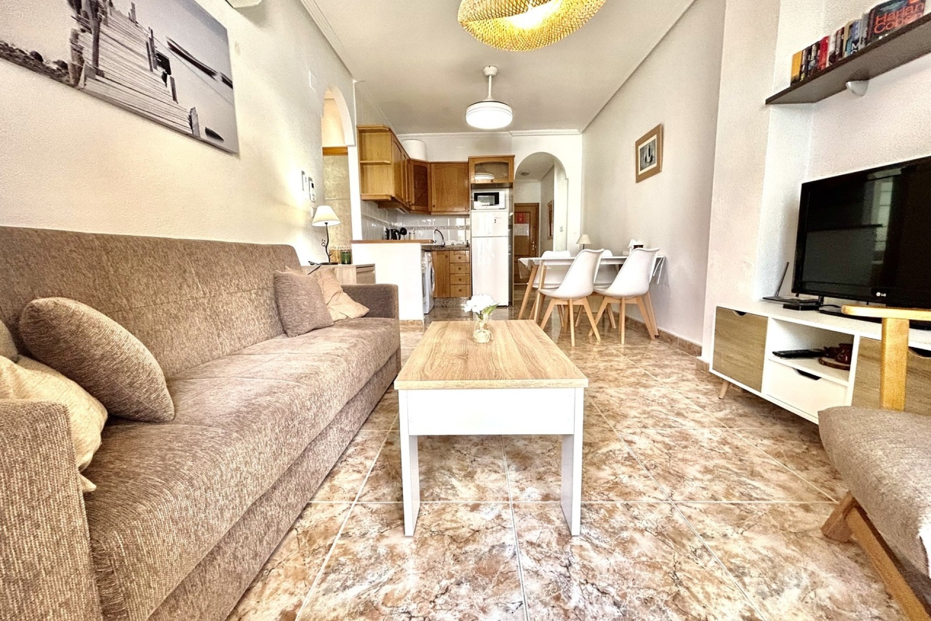 Sprzedaż - Apartament / Mieszkanie -
Cabo Roig