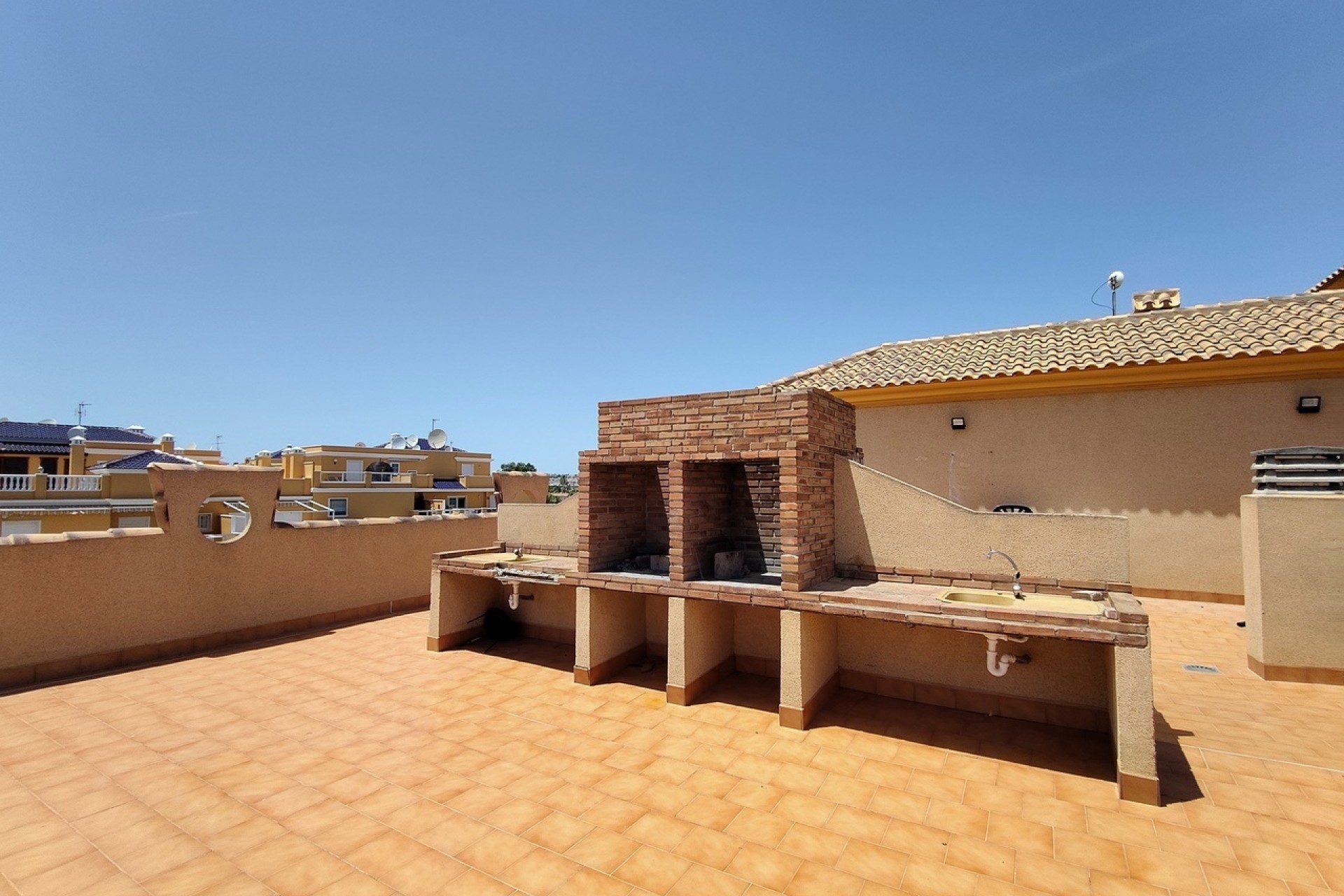 Sprzedaż - Apartament / Mieszkanie -
Cabo Roig