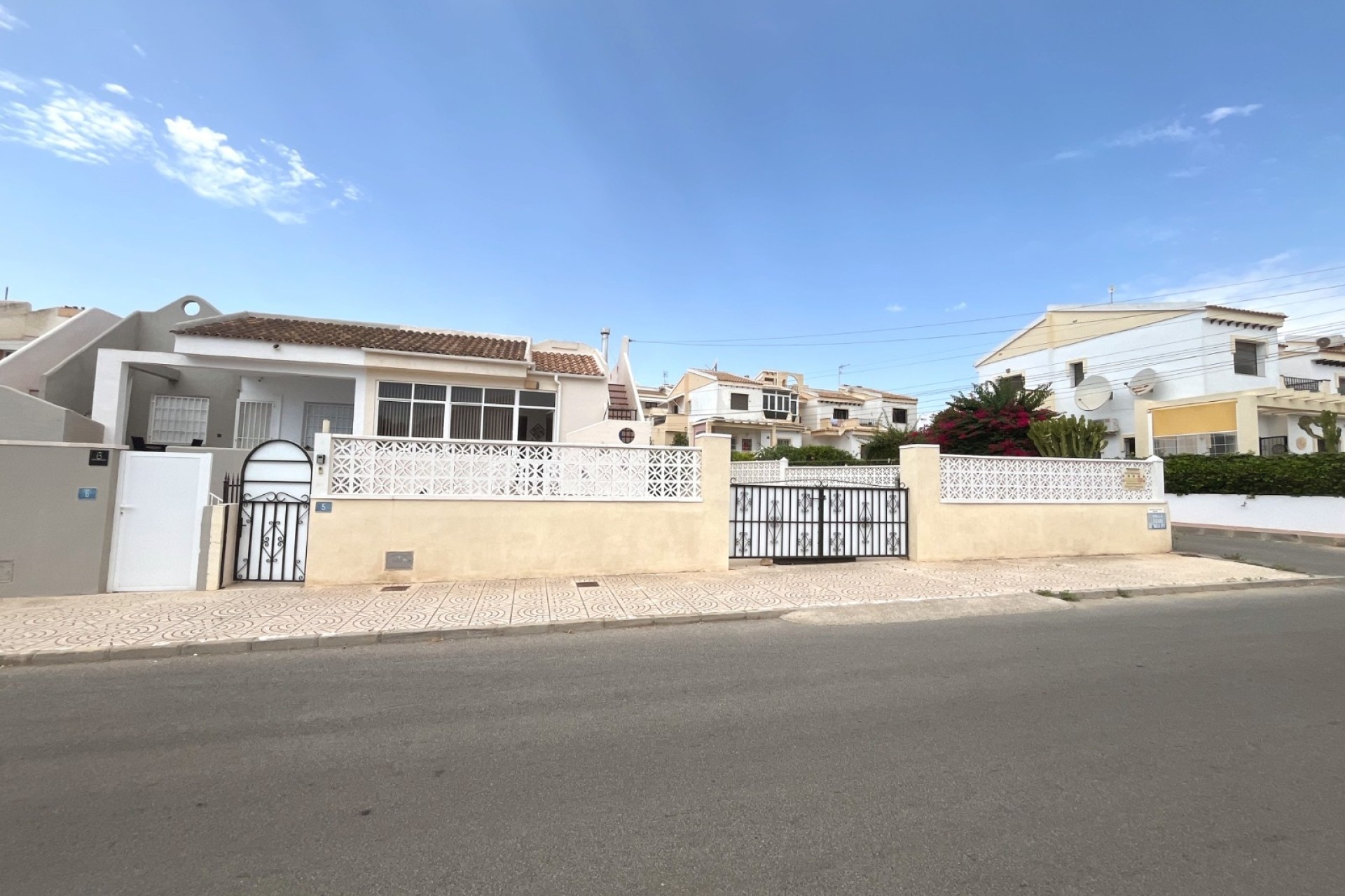 Sprzedaż - Apartament / Mieszkanie -
Ciudad Quesada - Rojales - Ciudad Quesada