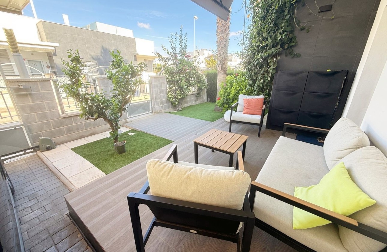 Sprzedaż - Apartament / Mieszkanie -
Ciudad Quesada - Rojales - Pueblo Bravo