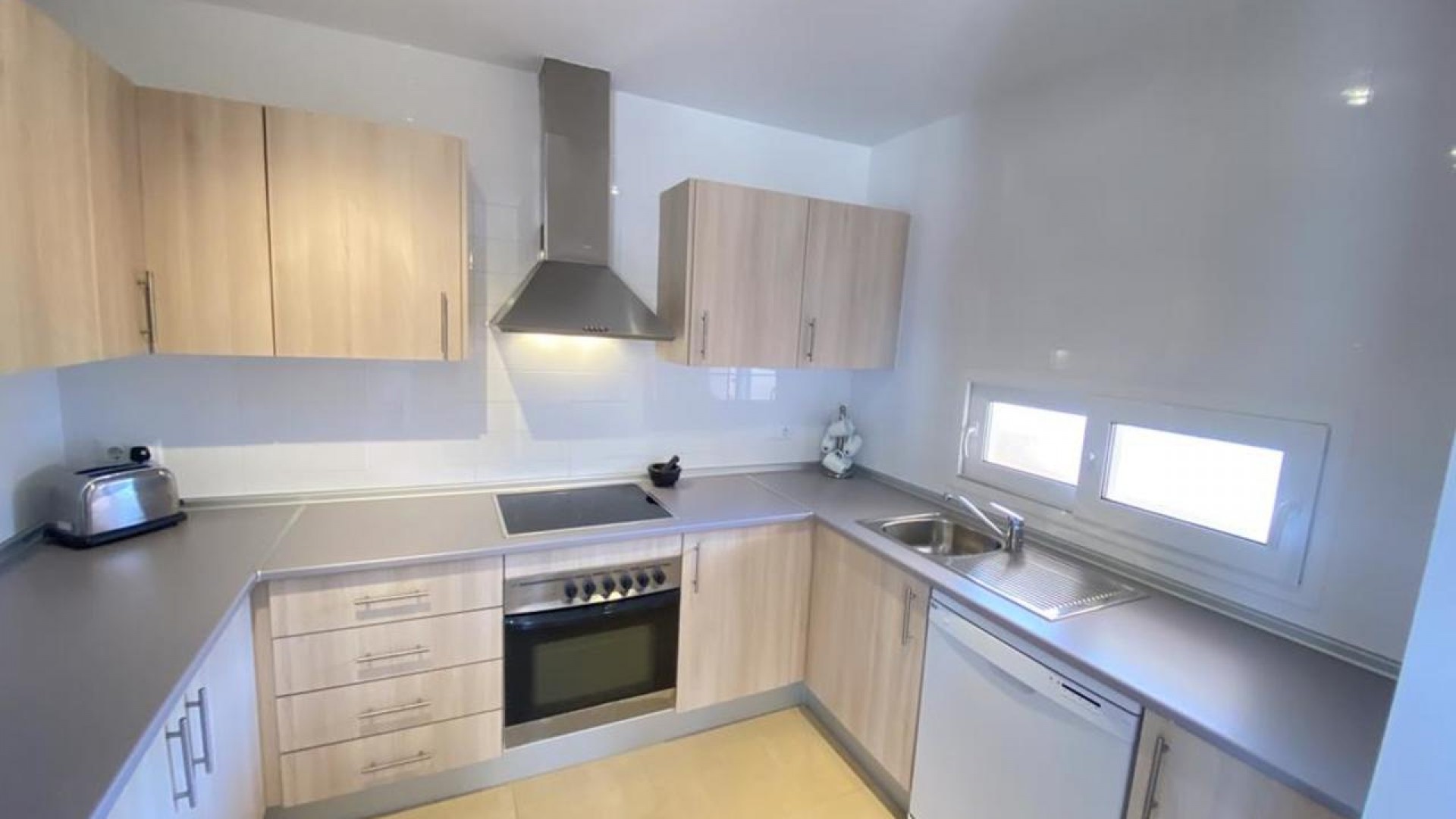 Sprzedaż - Apartament mieszkanie -
Condado de Alhama Golf Resort