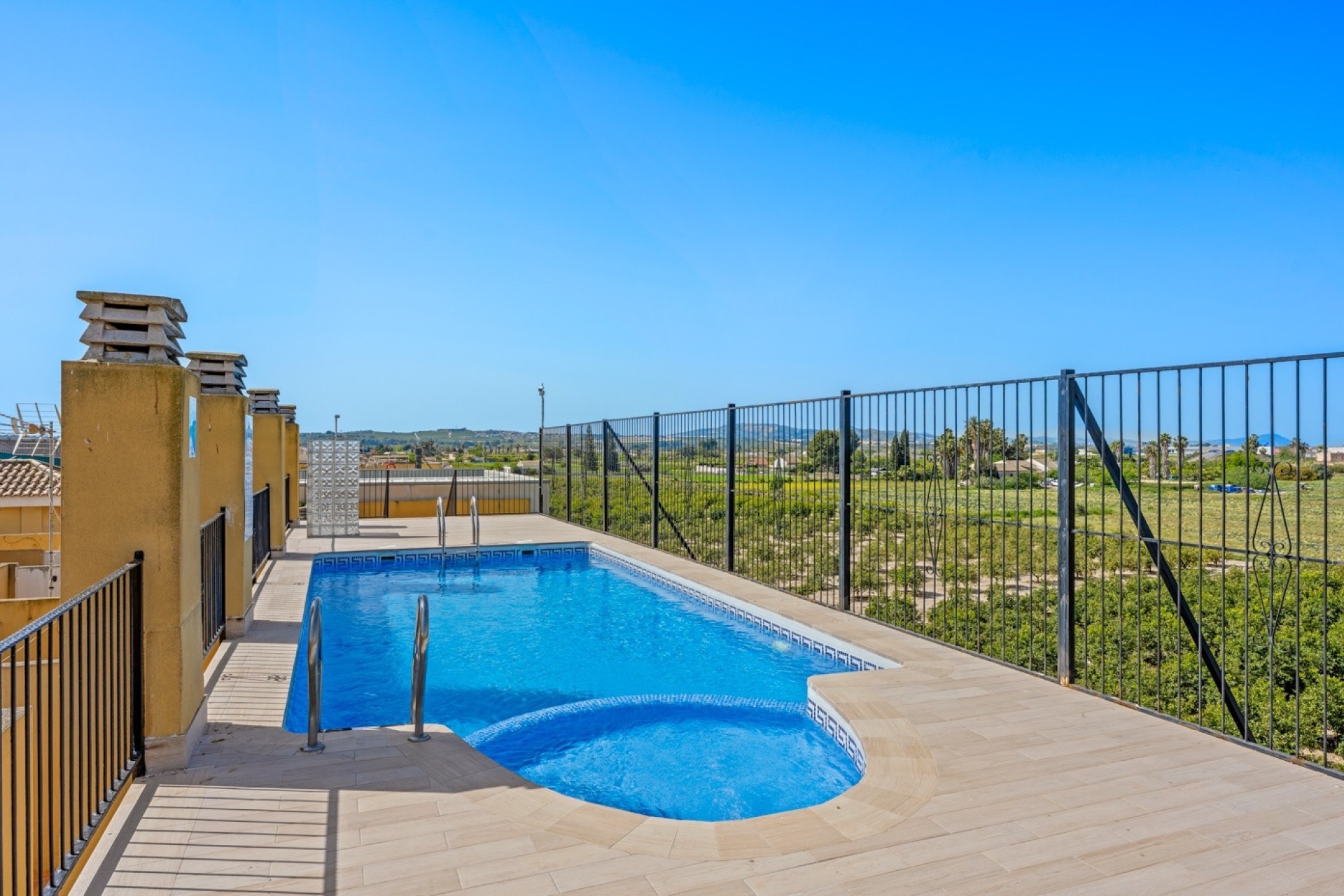 Sprzedaż - Apartament / Mieszkanie -
Daya Nueva - Costa Blanca South