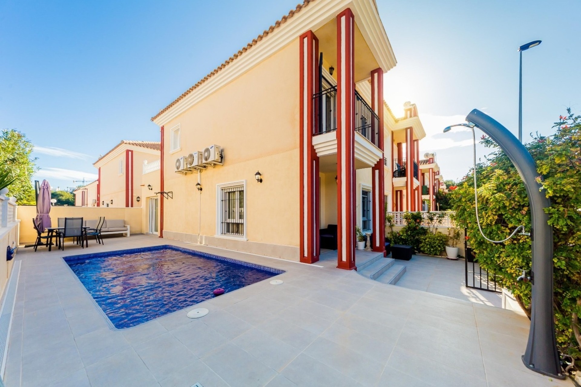Sprzedaż - Apartament / Mieszkanie -
Dehesa de Campoamor - Costa Blanca