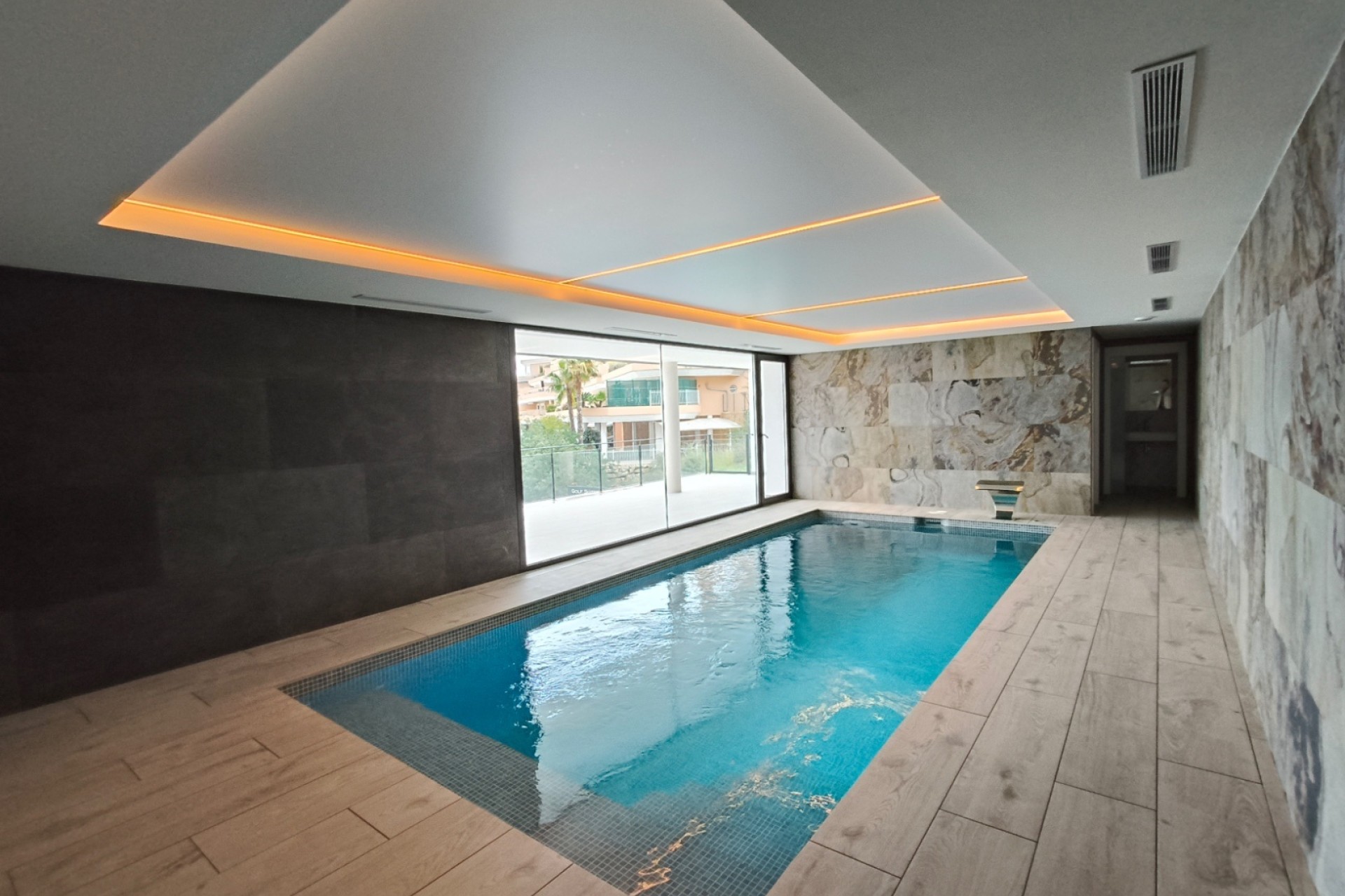 Sprzedaż - Apartament / Mieszkanie -
Denia - Costa Blanca