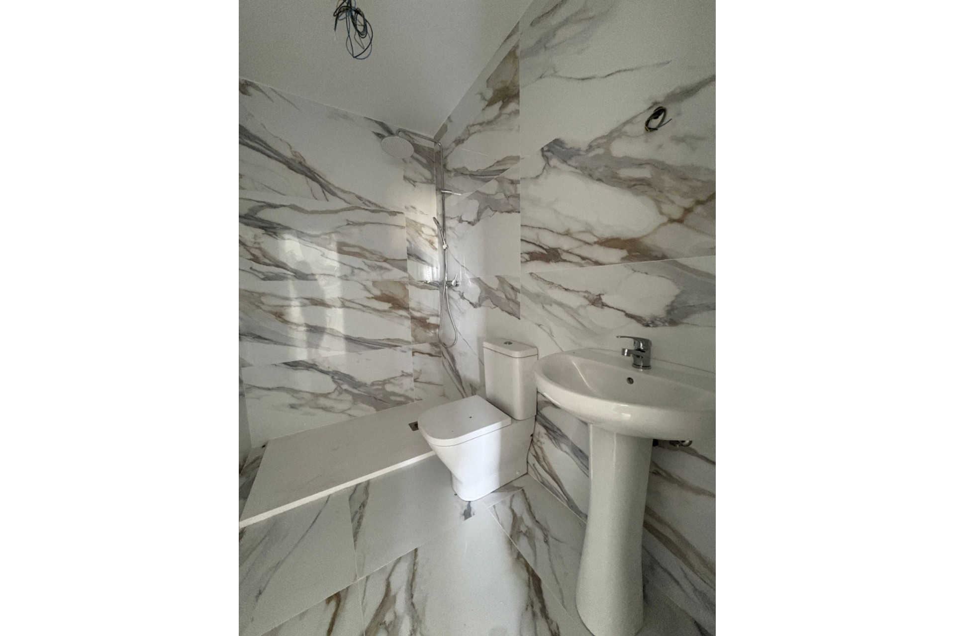 Sprzedaż - Apartament / Mieszkanie -
Denia - Dénia