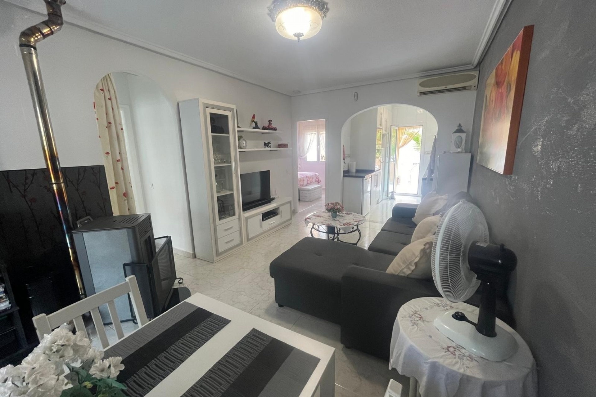 Sprzedaż - Apartament / Mieszkanie -
Dona Pepa