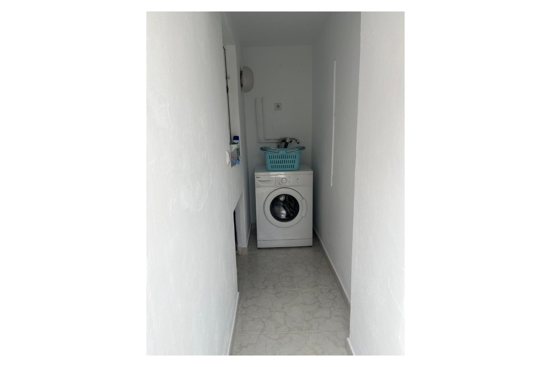 Sprzedaż - Apartament / Mieszkanie -
Dona Pepa