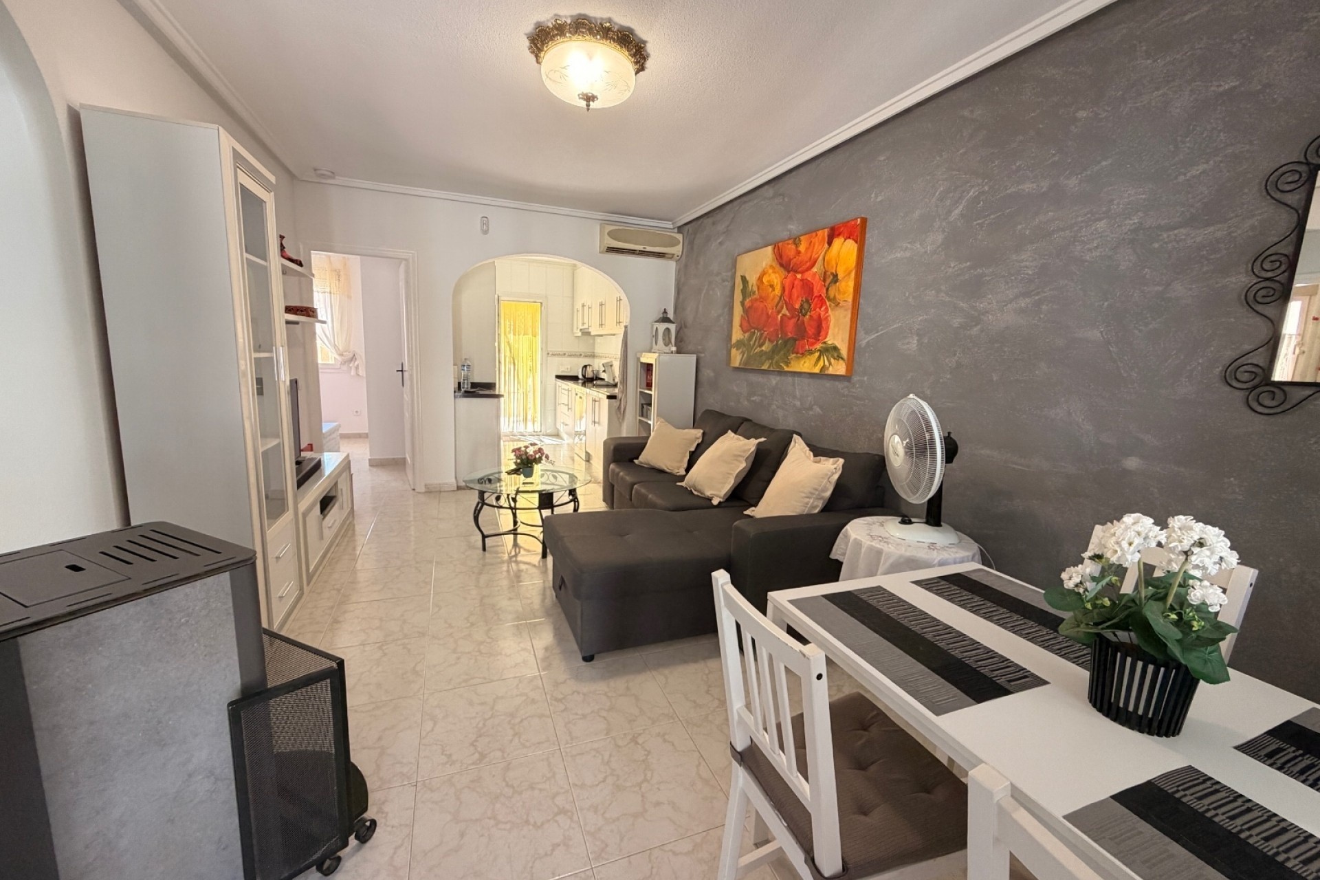 Sprzedaż - Apartament / Mieszkanie -
Dona Pepa