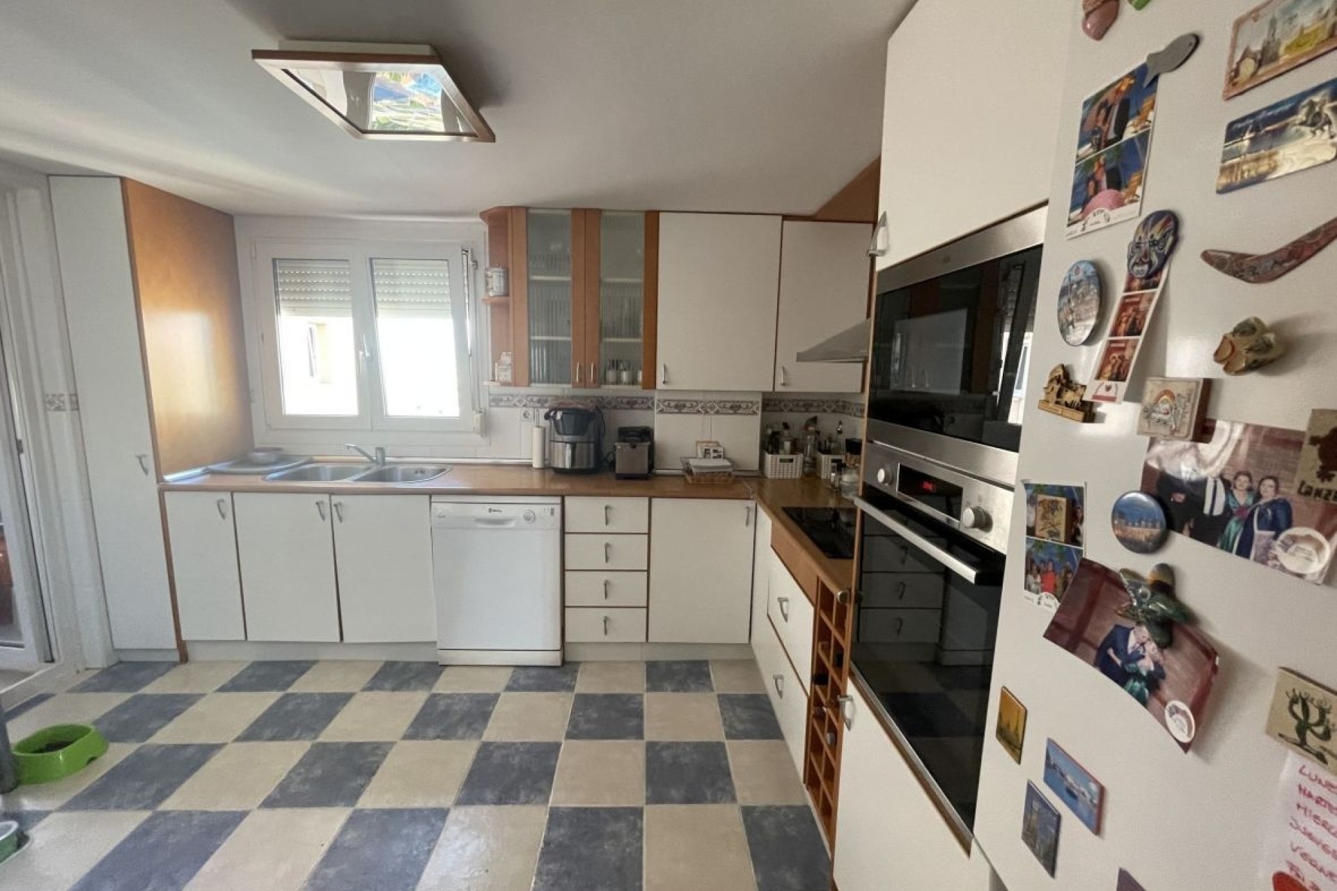 Sprzedaż - Apartament / Mieszkanie -
El Campello - Costa Blanca