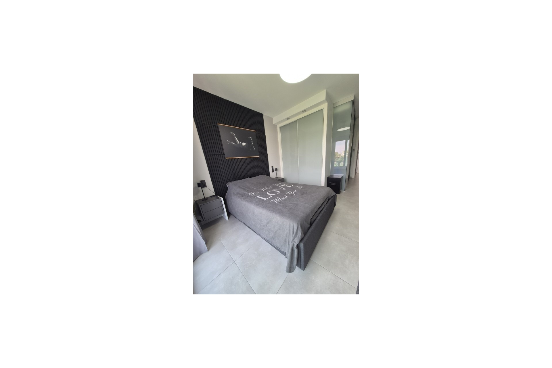 Sprzedaż - Apartament / Mieszkanie -
El Raso