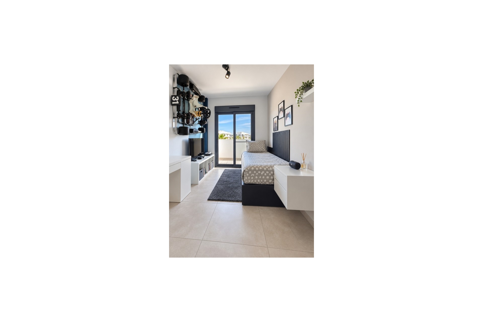 Sprzedaż - Apartament / Mieszkanie -
El Raso