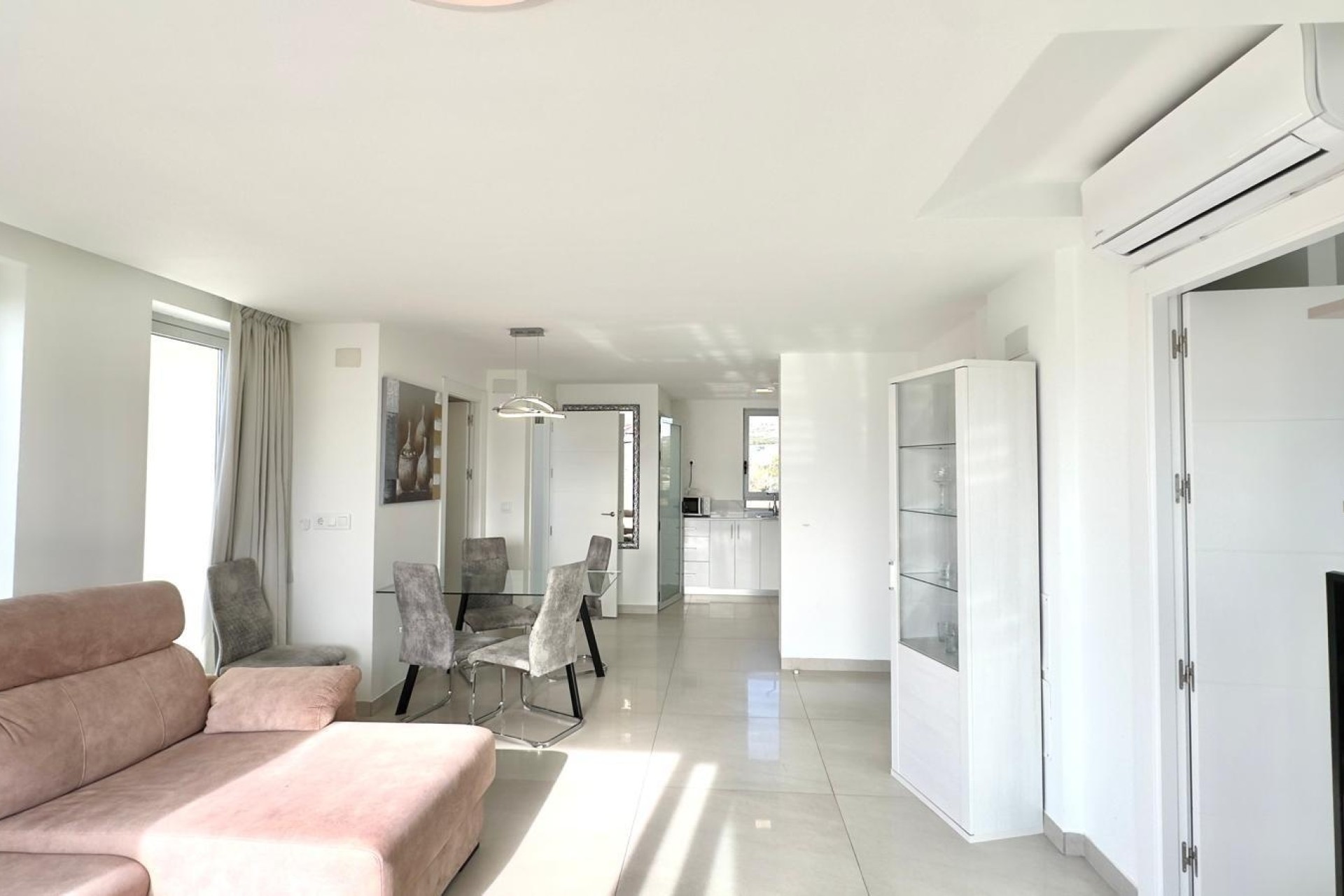 Sprzedaż - Apartament / Mieszkanie -
Finestrat