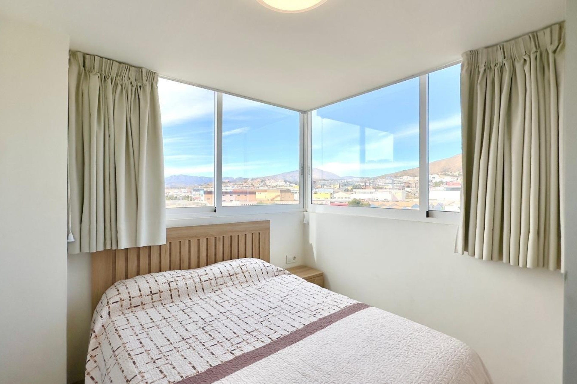 Sprzedaż - Apartament / Mieszkanie -
Finestrat