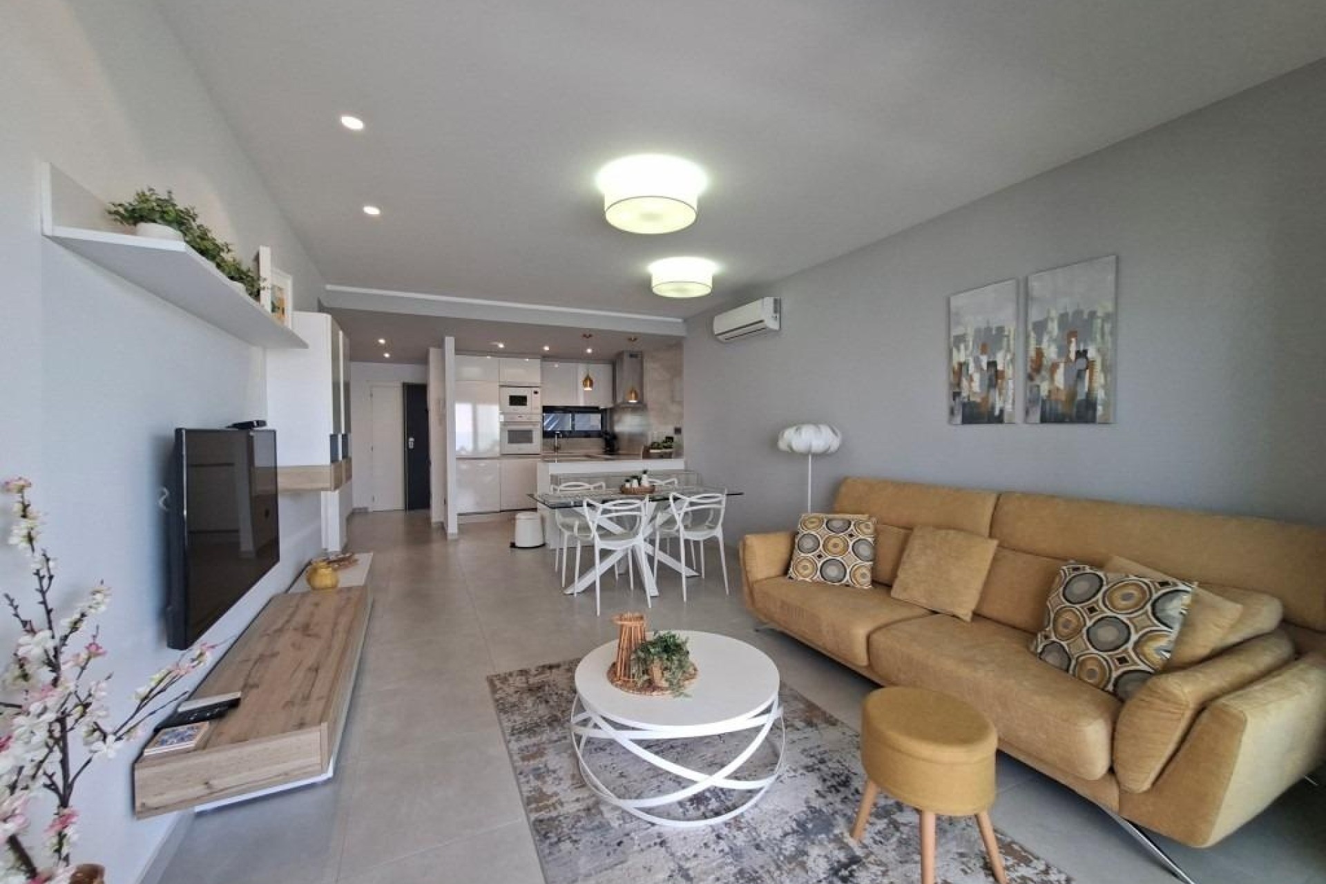 Sprzedaż - Apartament / Mieszkanie -
Guardamar del Segura - El Raso