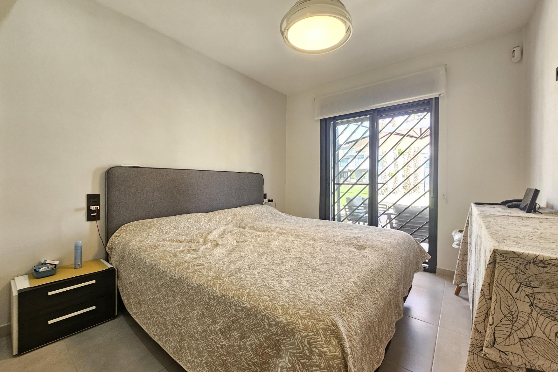 Sprzedaż - Apartament / Mieszkanie -
Guardamar del Segura - El Raso