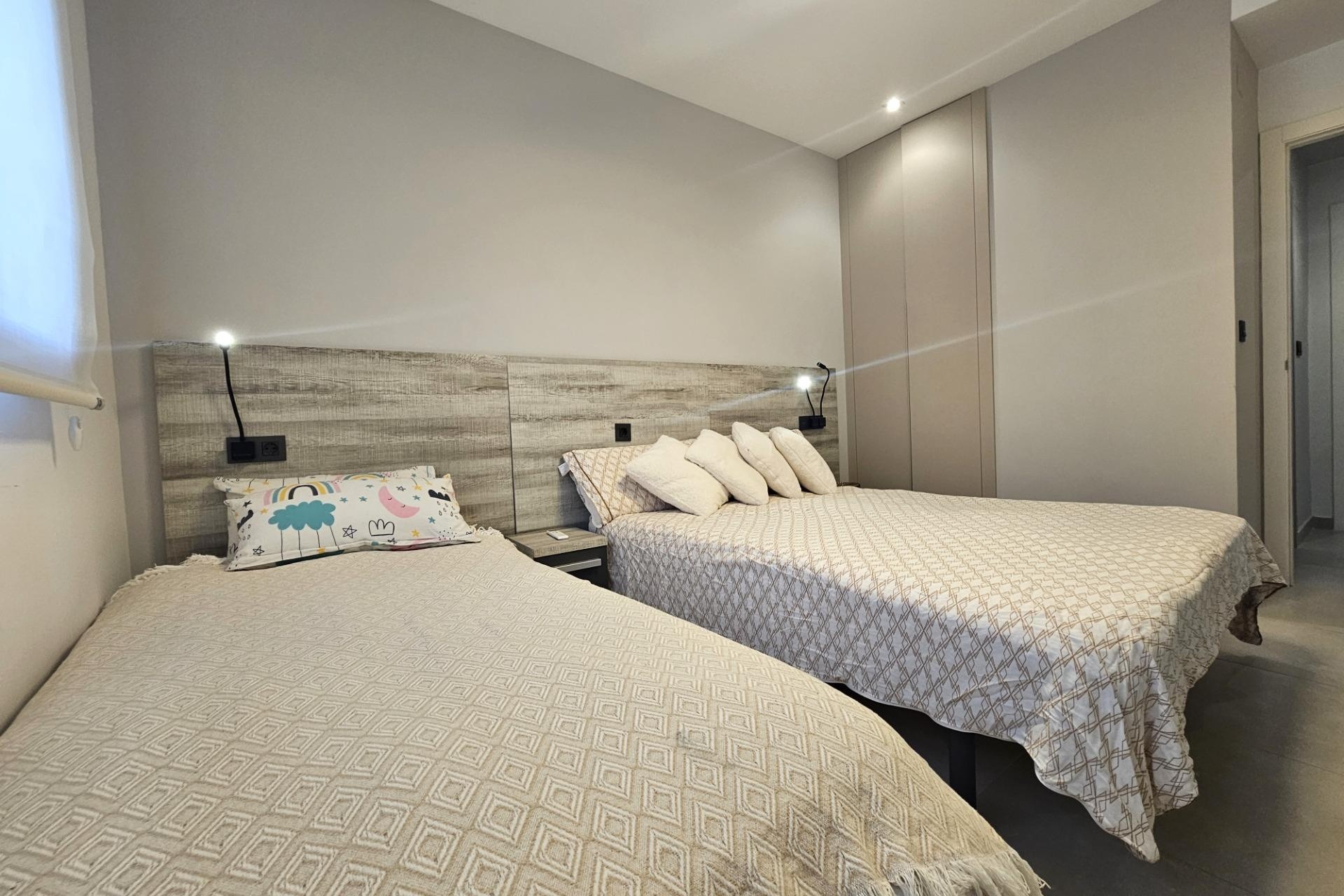 Sprzedaż - Apartament / Mieszkanie -
Guardamar del Segura - El Raso