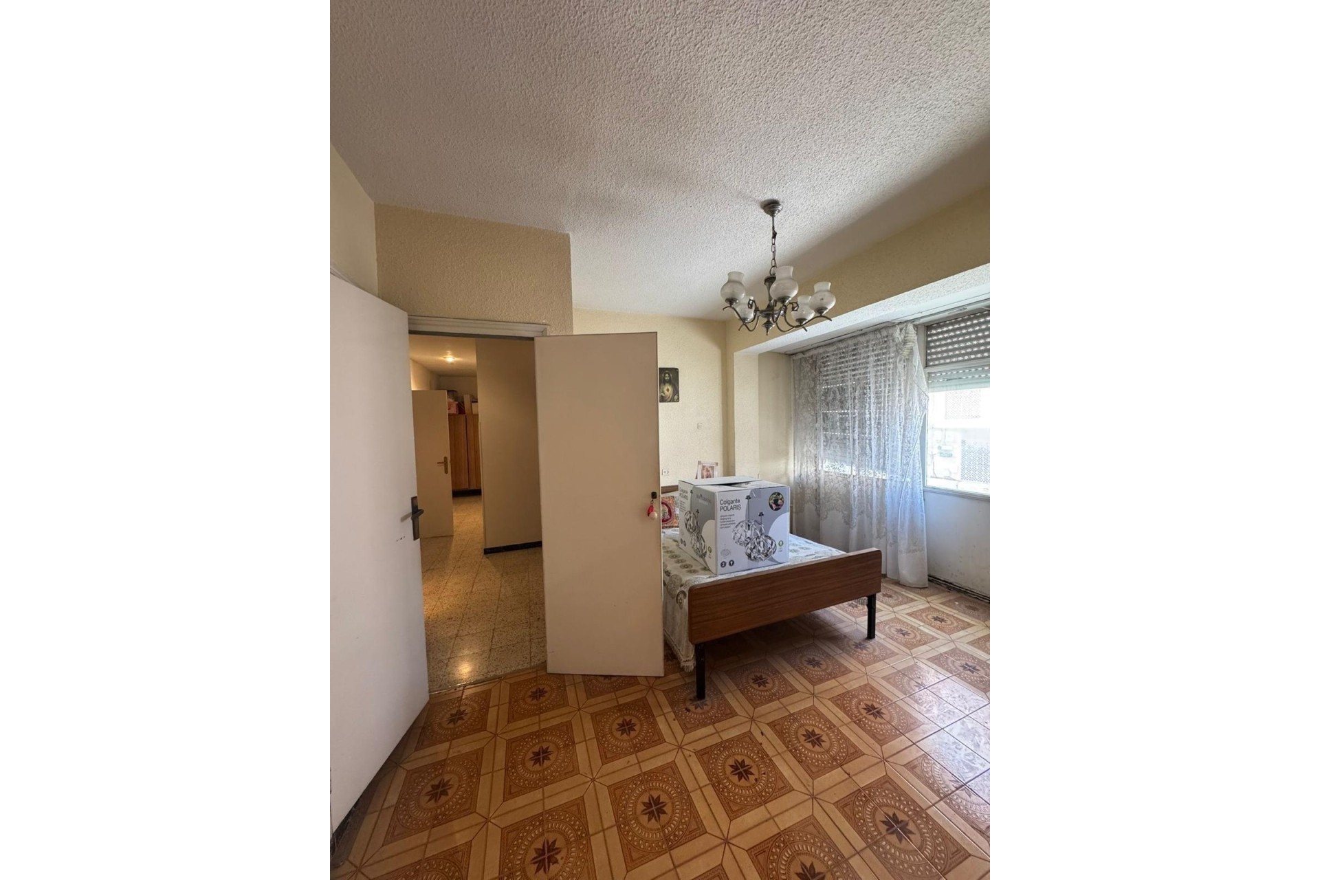 Sprzedaż - Apartament / Mieszkanie -
Guardamar del Segura - Guardamar